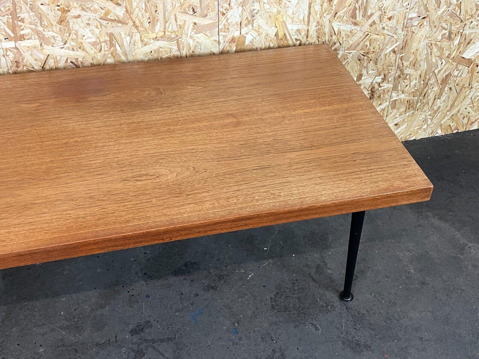Métal 60s 70s teck table basse table d'appoint Ilse Möbel Danish Modern Design en vente