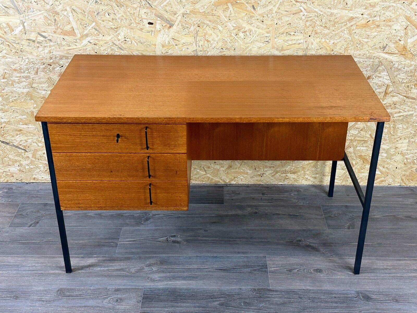 60s 70s teak desk by Günter Renkel for Rego Mobile Germany In Good Condition In Neuenkirchen, NI