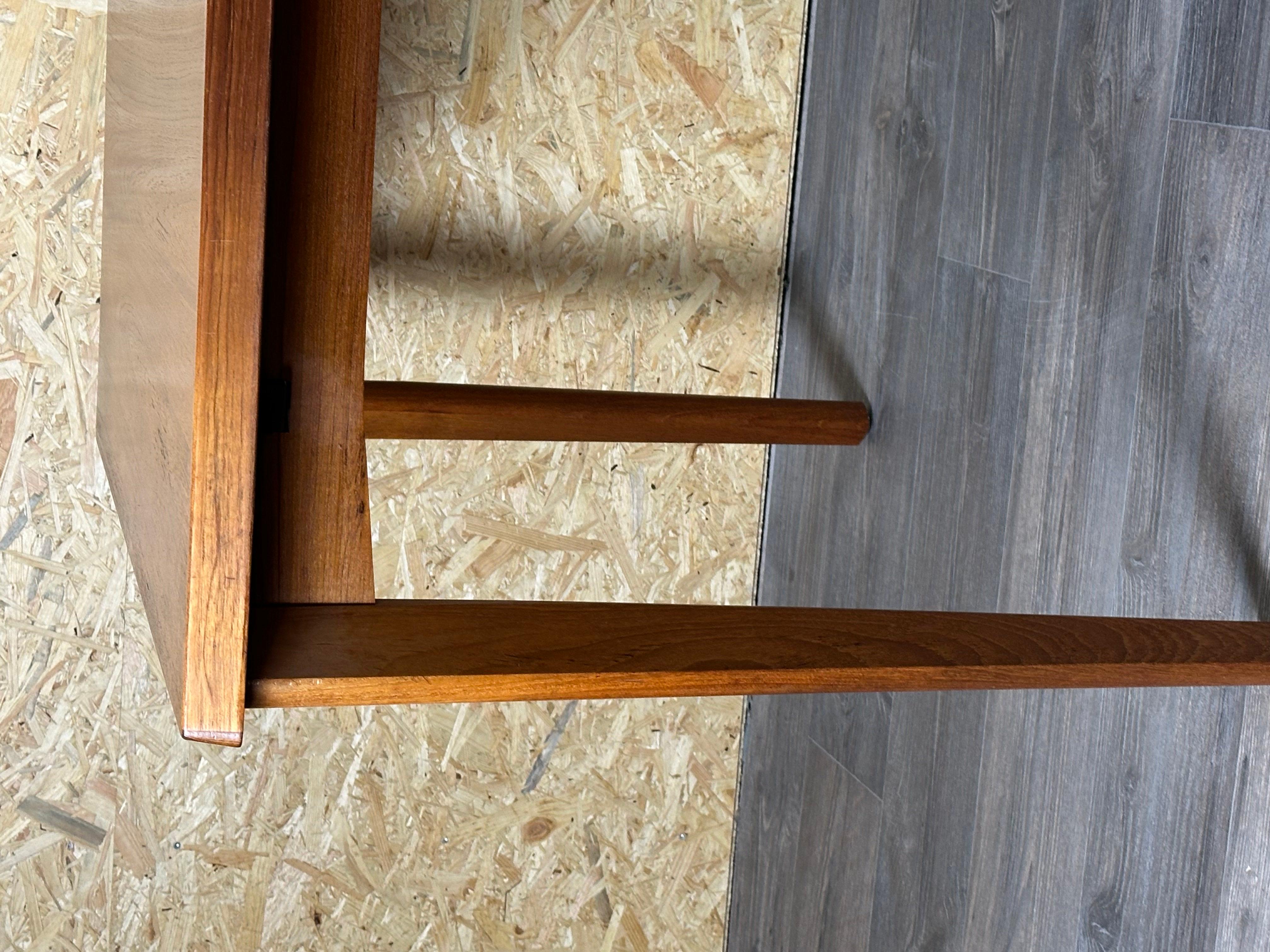 60s 70s teak dining table by Burchardt-Nielsen Made in Denmark For Sale 5