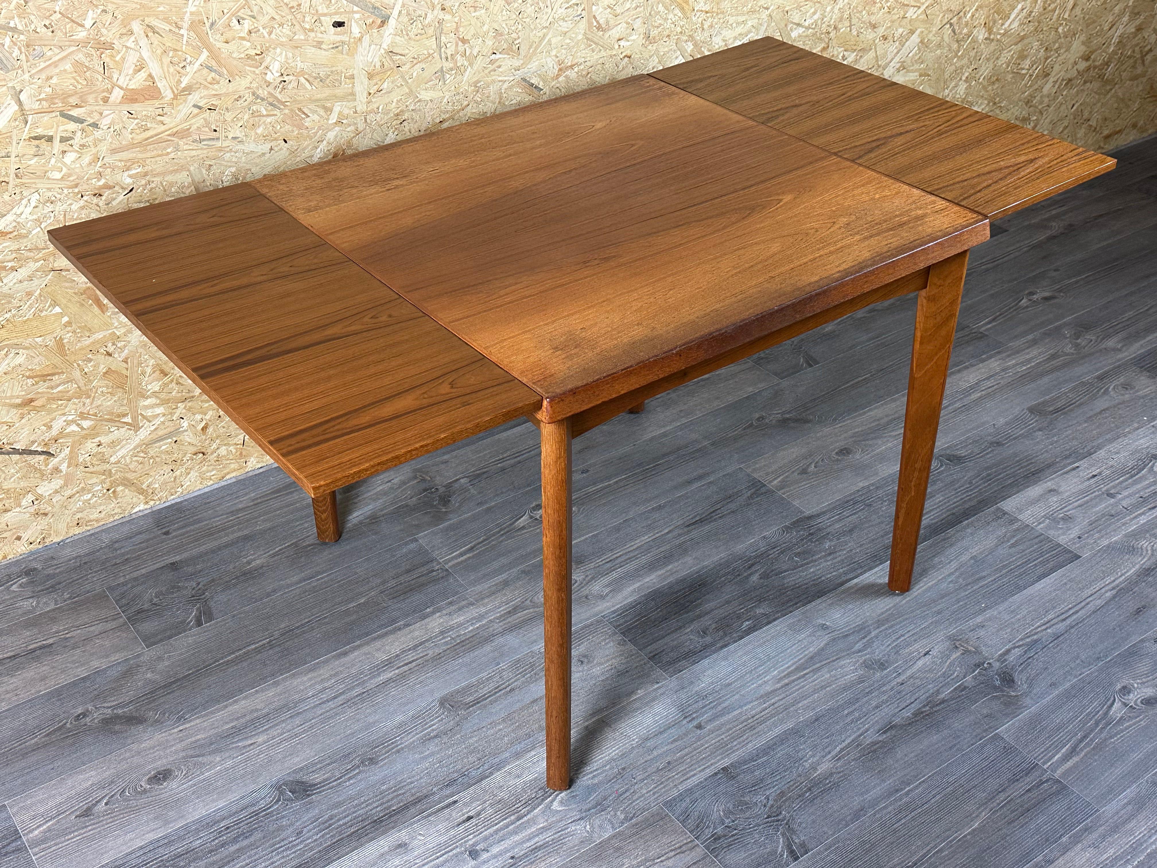 60s 70s teak dining table by Burchardt-Nielsen Made in Denmark For Sale 12