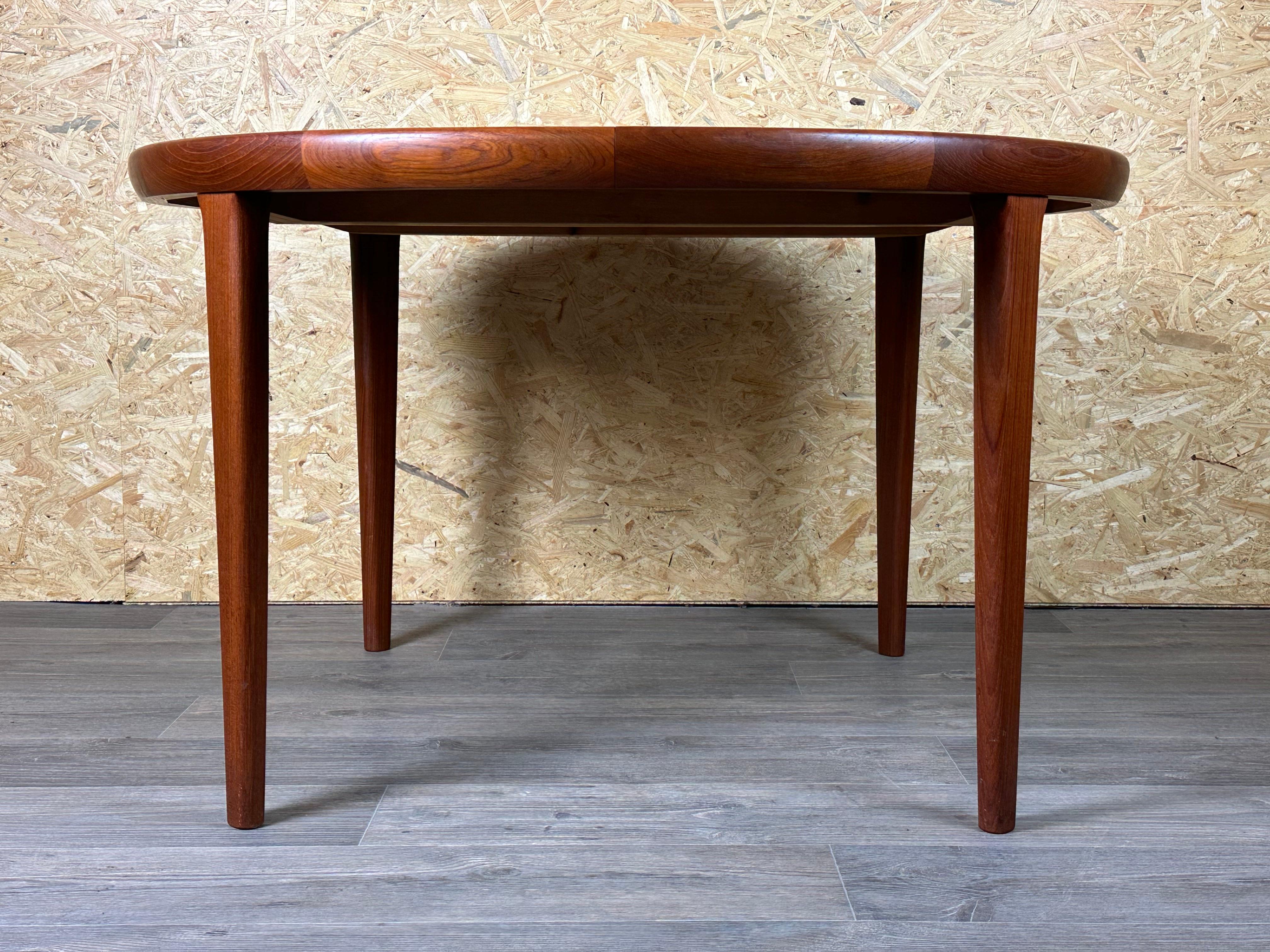 Danois 60s 70s Table de salle à manger en teck Danish Modern Design Made in Denmark en vente