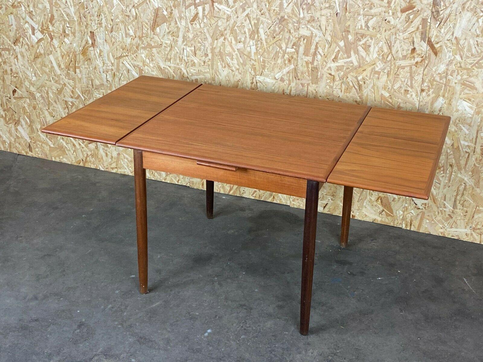 60s 70s Teak Dining Table Dining Table Danish Modern Design Denmark In Good Condition For Sale In Neuenkirchen, NI