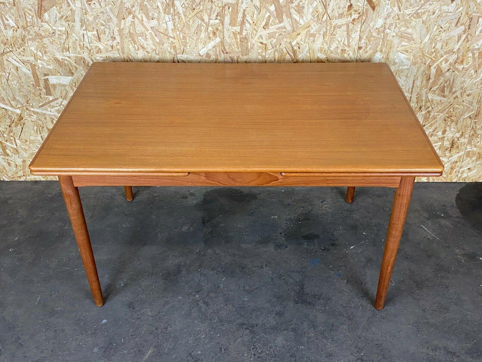 60s 70s Teak Dining Table Table à manger Danish Modern Design Denmark Bon état - En vente à Neuenkirchen, NI