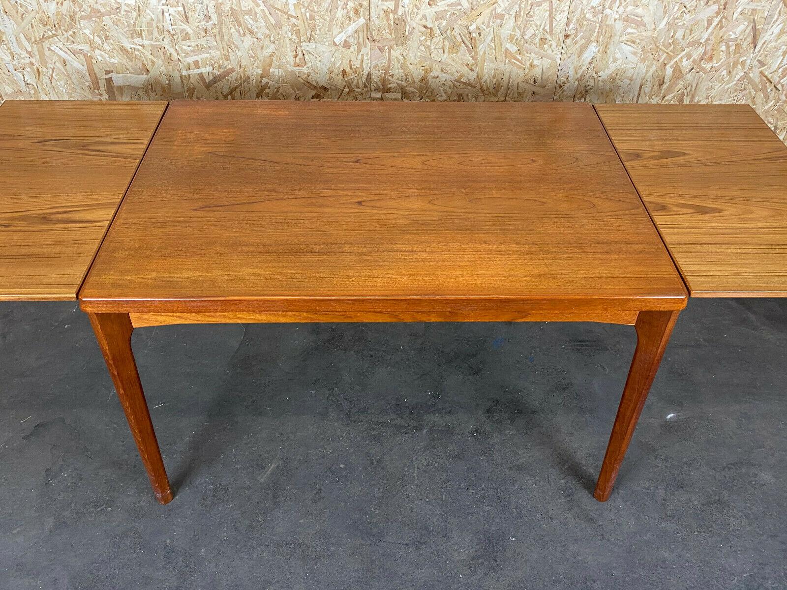 60s 70s Teak Dining Table Dining Table Henning Kjaernulf Danish Design  In Good Condition In Neuenkirchen, NI