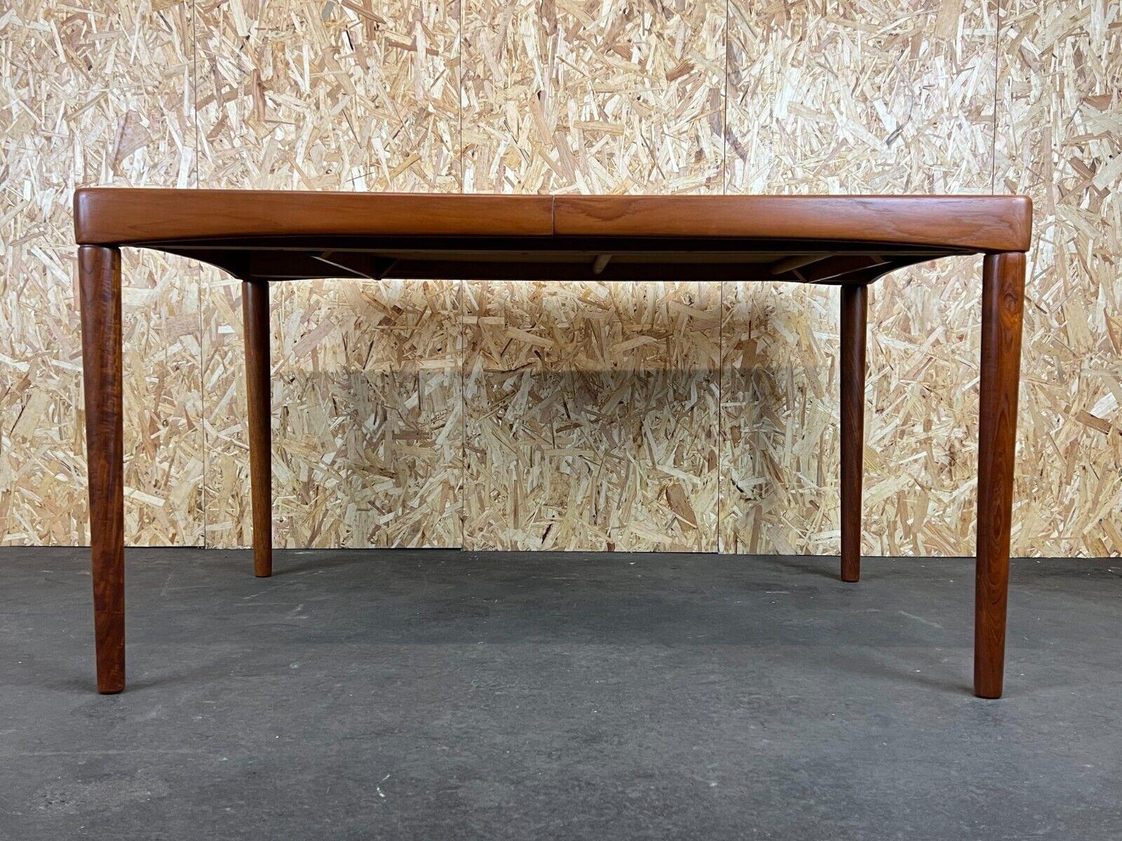 60s 70s teak dining table Dining Table H.W Klein for Bramin Danish Design For Sale 11