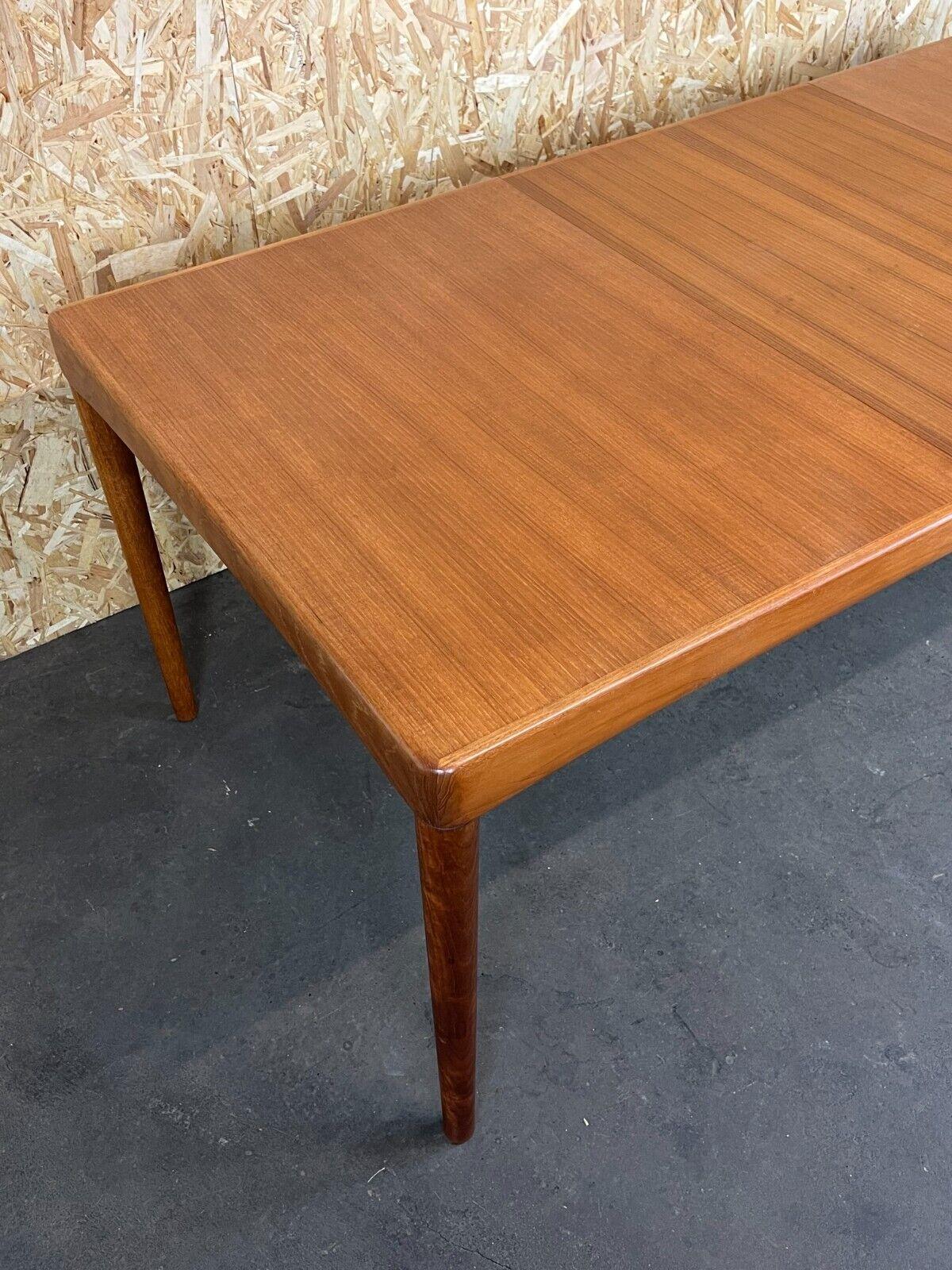 60s 70s teak dining table Dining Table H.W Klein for Bramin Danish Design For Sale 3