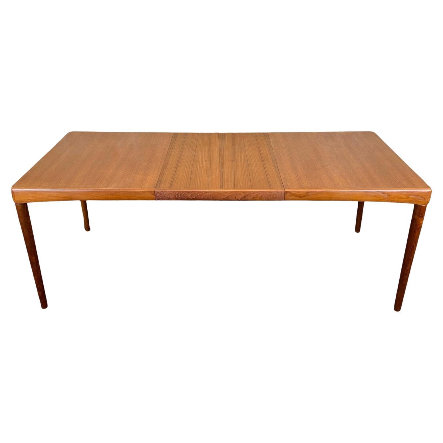 60s 70s teak dining table Dining Table H.W Klein for Bramin Danish Design For Sale