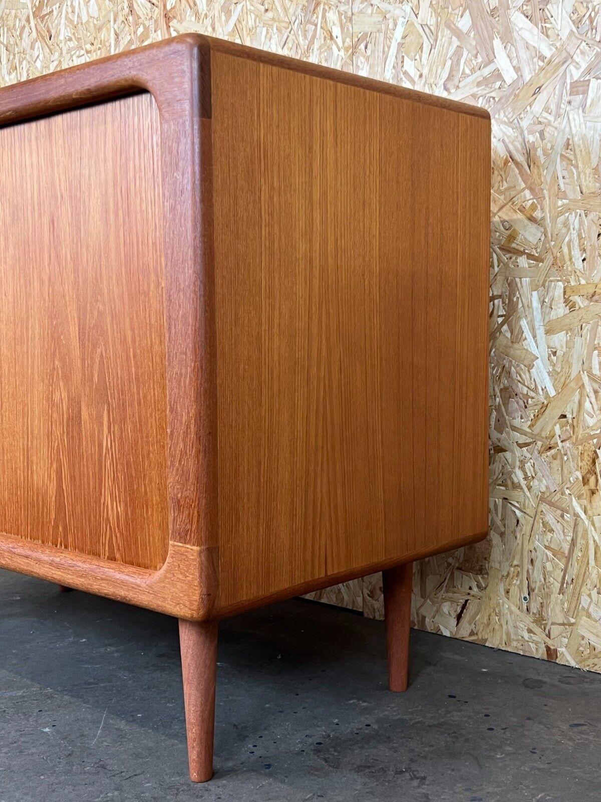 1960s-1970s Teak Dyrlund Sideboard Credenza Cabinet Danish Modern Design 4