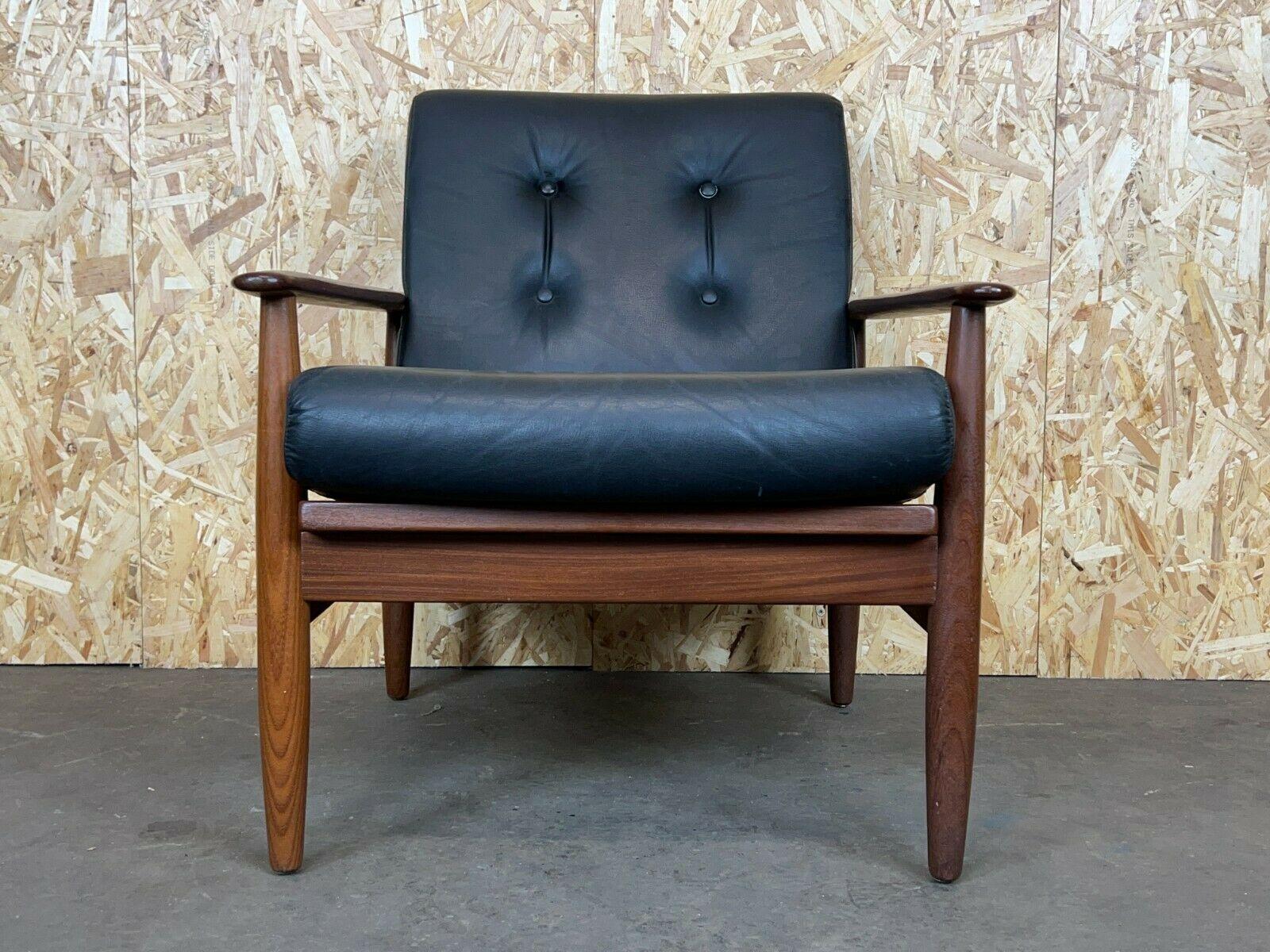 60s 70s teak easy chair lounge chair leather Danish design

Object: Easy Chair

Manufacturer:

Condition: good

Age: around 1960-1970

Dimensions:

71cm x 82cm x 78cm
Seat height = 44cm

Other notes:

The pictures serve as part of