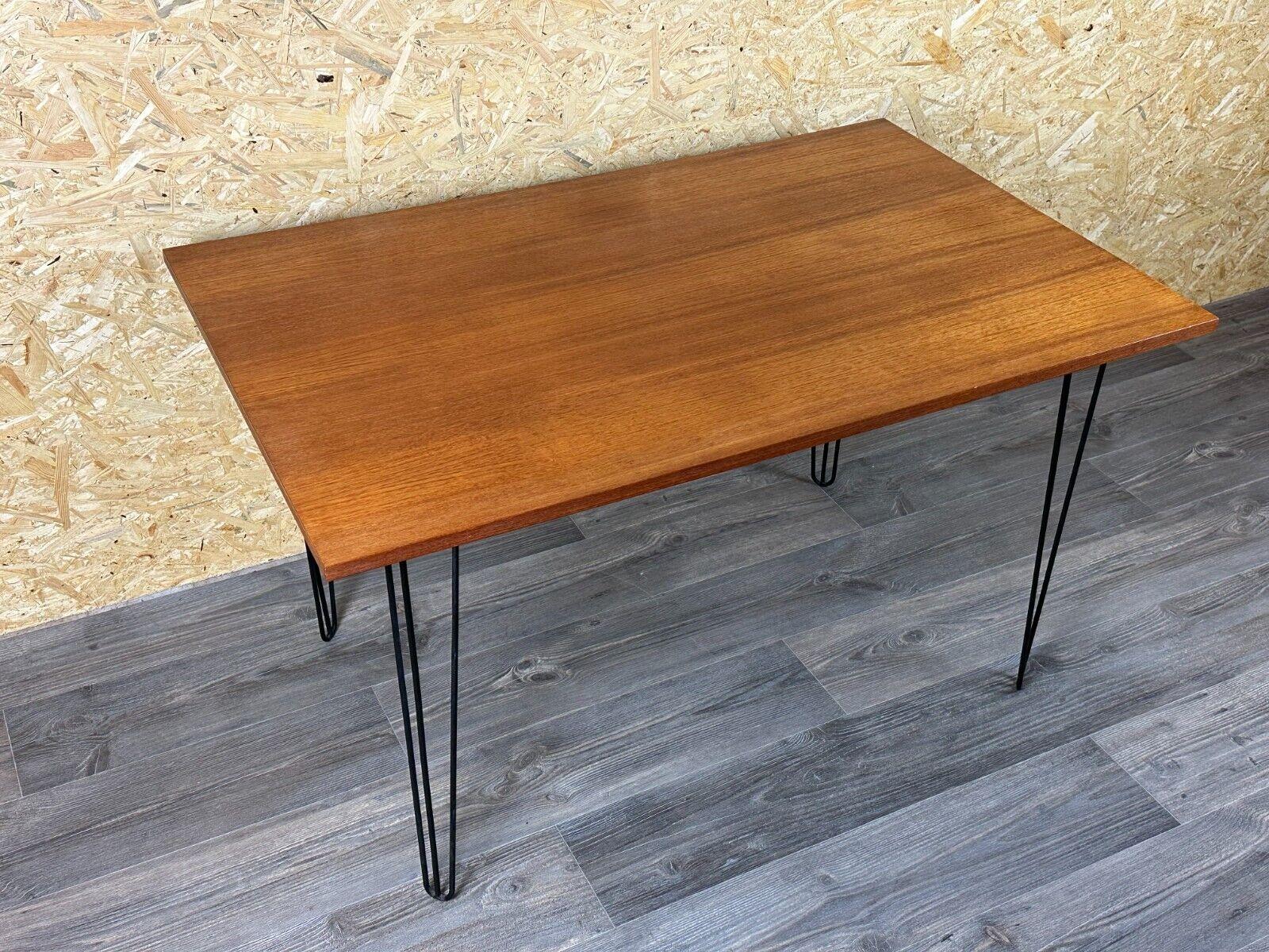 60s 70s Teak & Metal Dining Table Table à manger Danish Modern Design Danemark Bon état - En vente à Neuenkirchen, NI