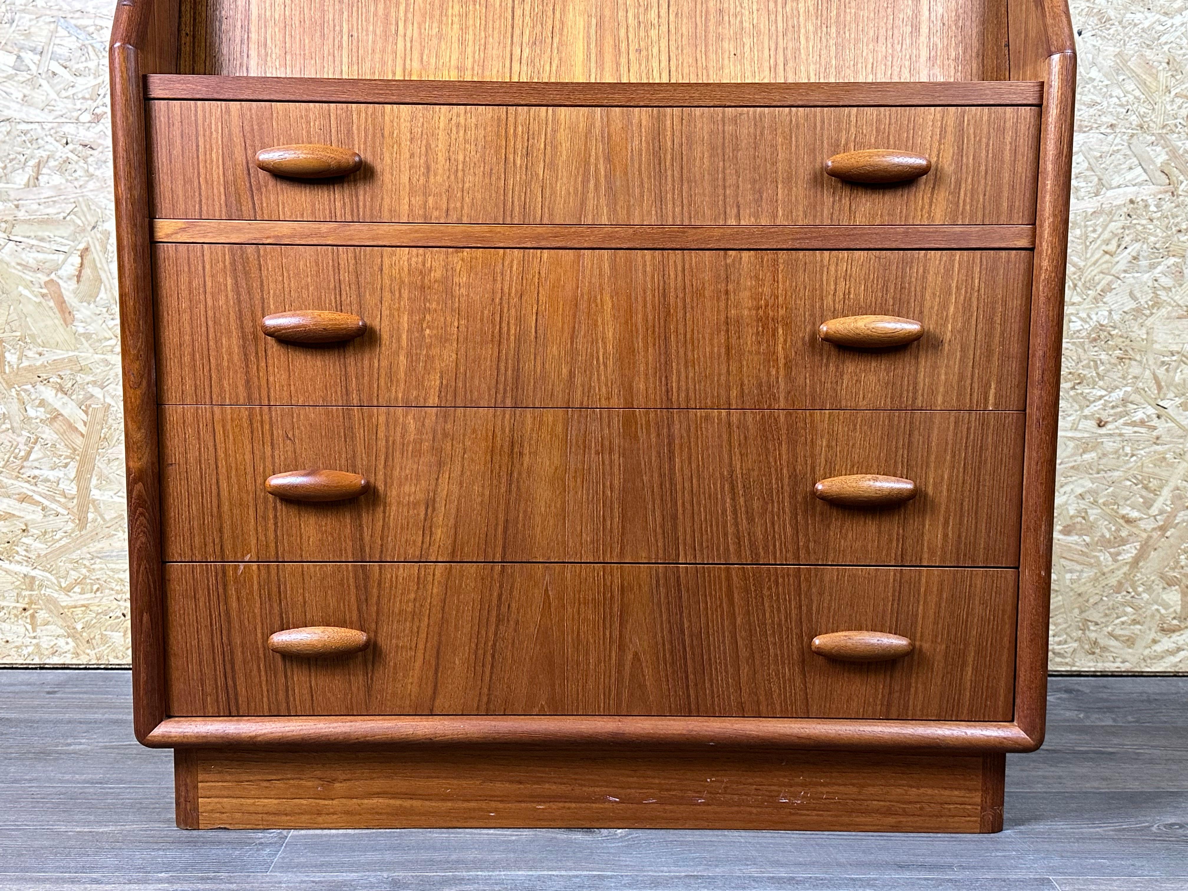 60s 70s teck secrétaire commode Danish Modern by Dyrlund Denmark en vente 4