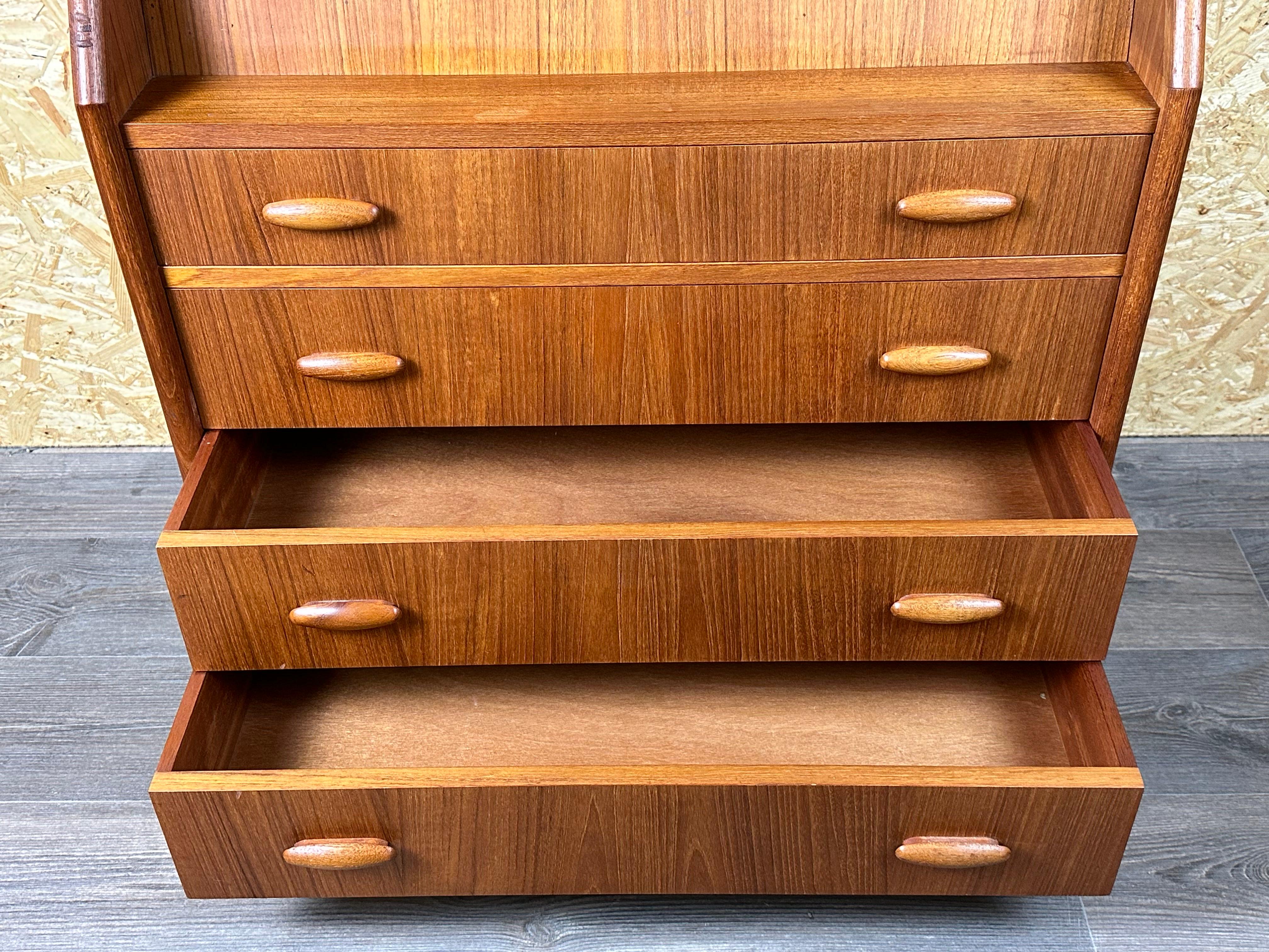 60s 70s teck secrétaire commode Danish Modern by Dyrlund Denmark en vente 9