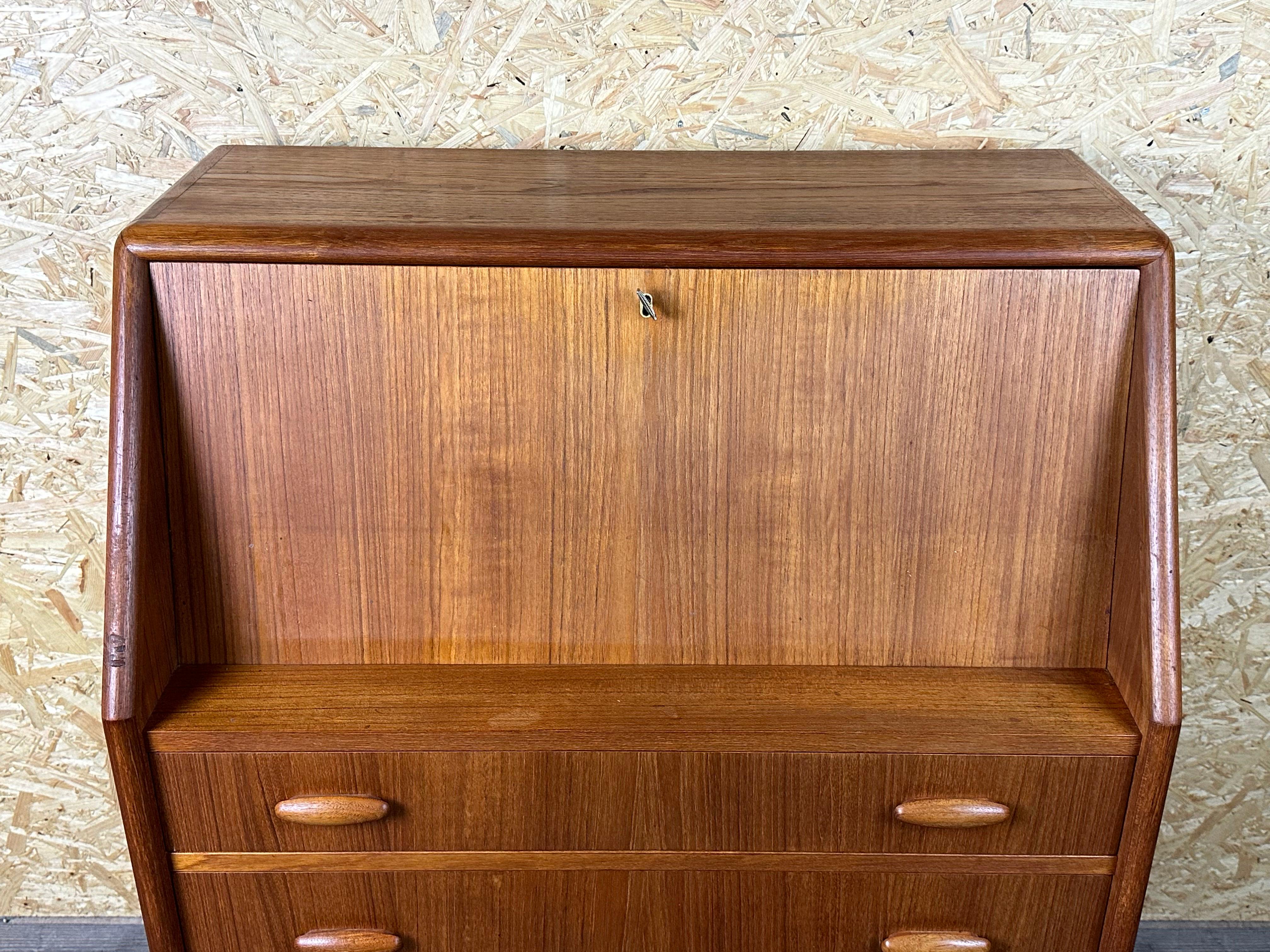 60s 70s teck secrétaire commode Danish Modern by Dyrlund Denmark en vente 2