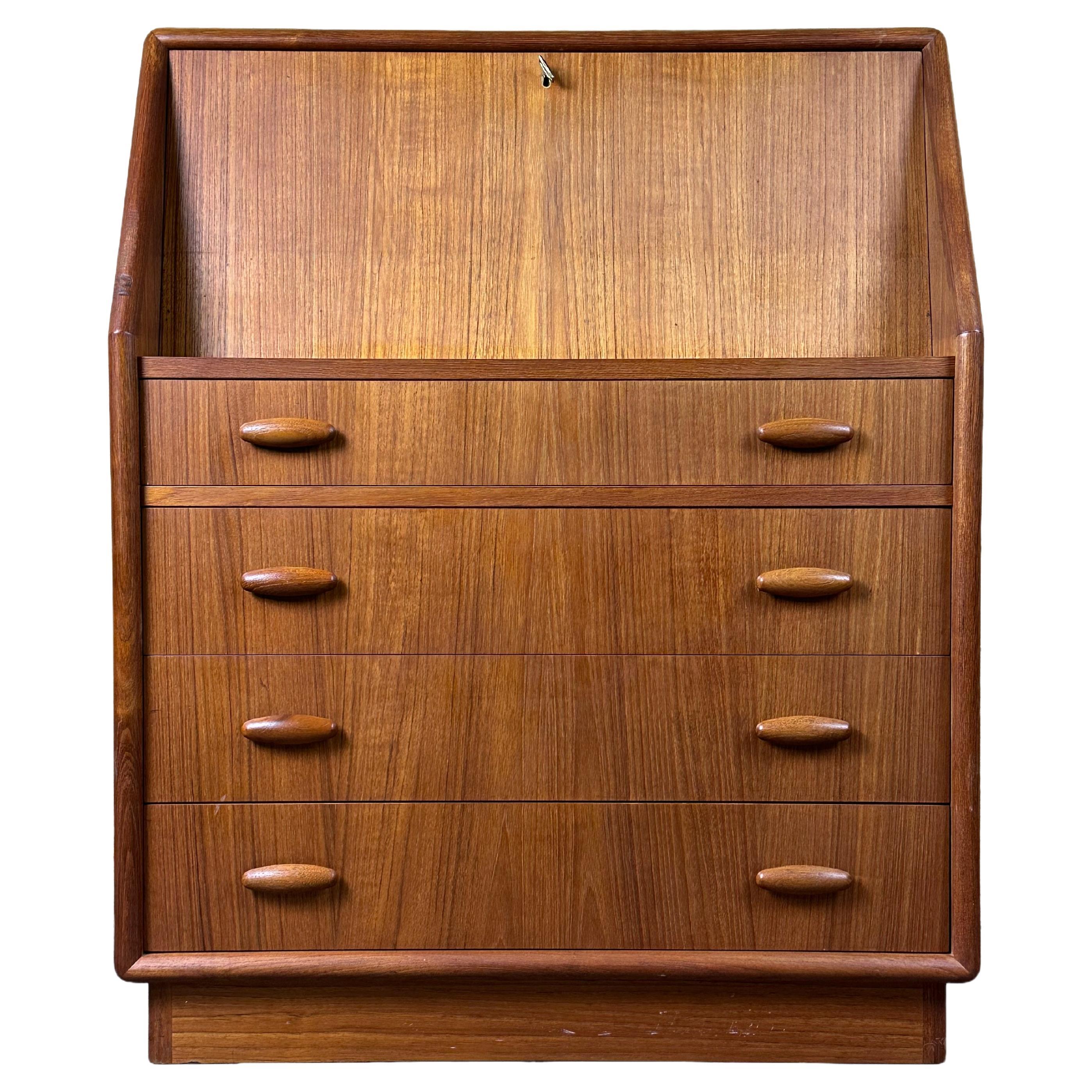 60s 70s teck secrétaire commode Danish Modern by Dyrlund Denmark