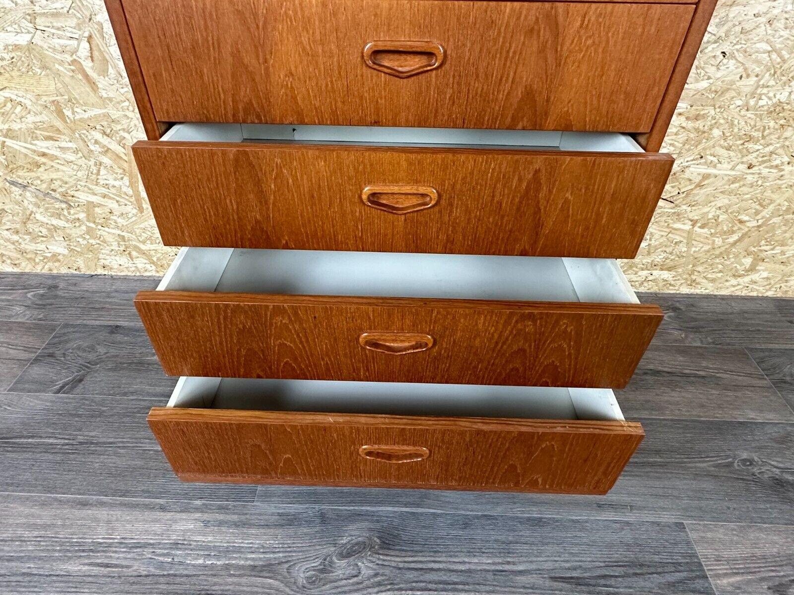 60s 70s teak sideboard chest of drawers cabinet Danish Modern Design Denmark 4