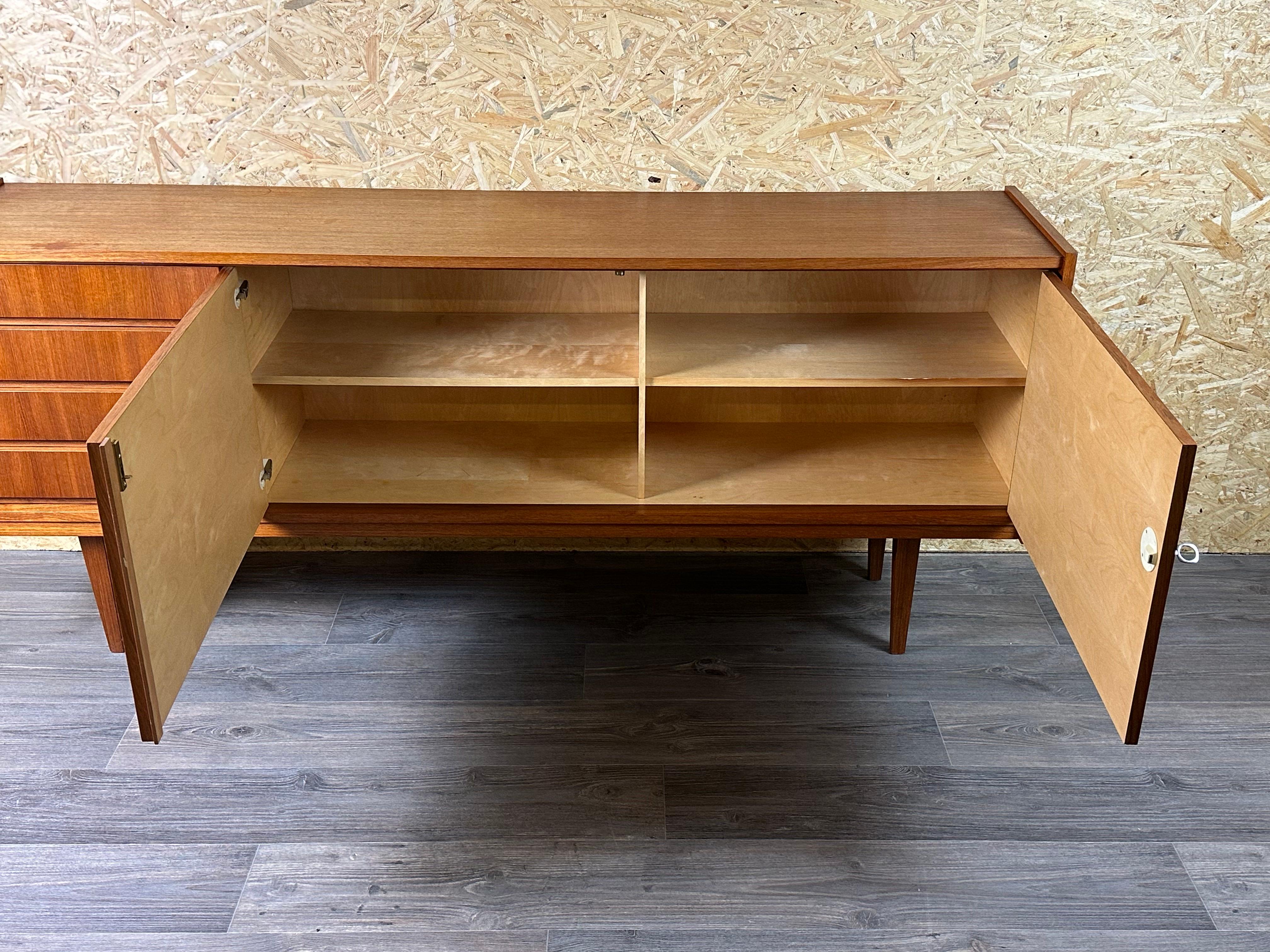 60s 70s Aparador de Teca Armario Credenza Diseño Moderno Danés Dinamarca 70s en venta 8