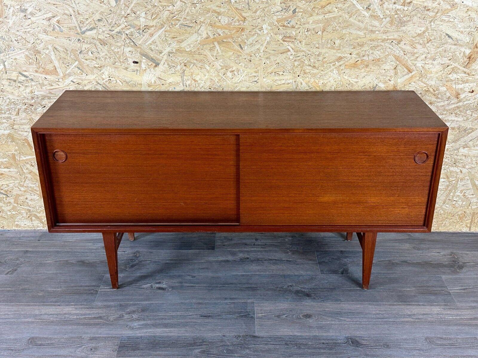 Mid-20th Century 60s 70s teak sideboard Credenza cabinet Danish Modern Design Denmark 70s For Sale