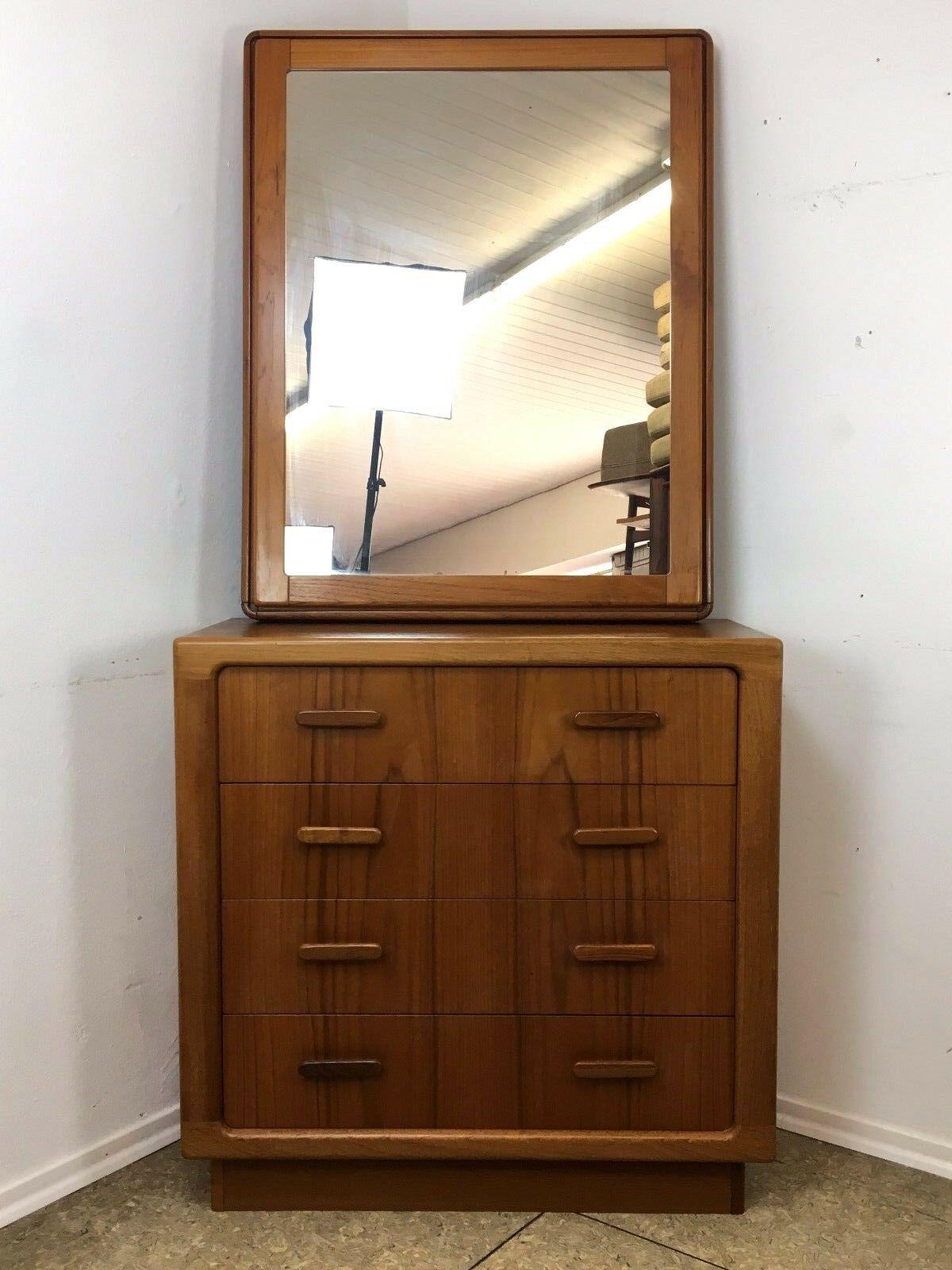 60s 70s teak sideboard dresser Danish Design mid century Denmark 60s 70s

Object: chest of drawers & mirror

Manufacturer:

Condition: good

Age: around 1960-1970

Dimensions:

93cm x 74cm x 7cm
84cm x 38cm x 83cm

Other notes:

The
