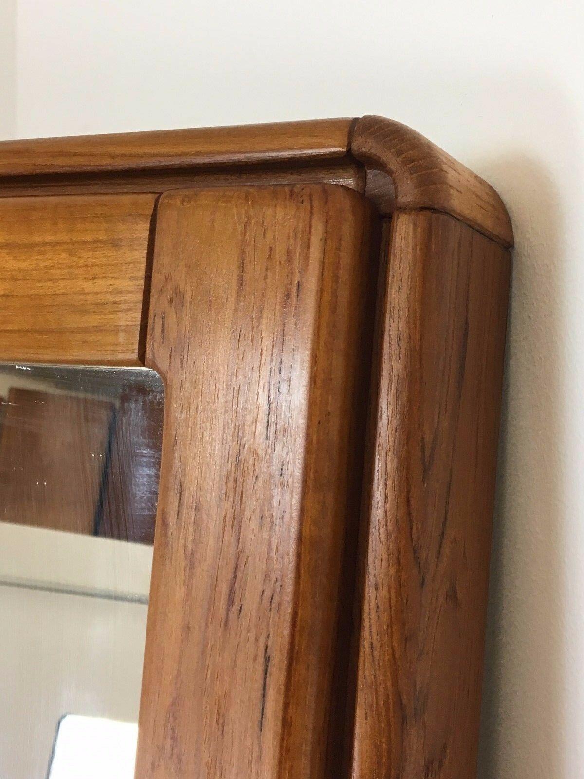 Credenza in teak anni '60-'70, cassettone danese di design Mid Century Danimarca In condizioni buone in vendita a Neuenkirchen, NI