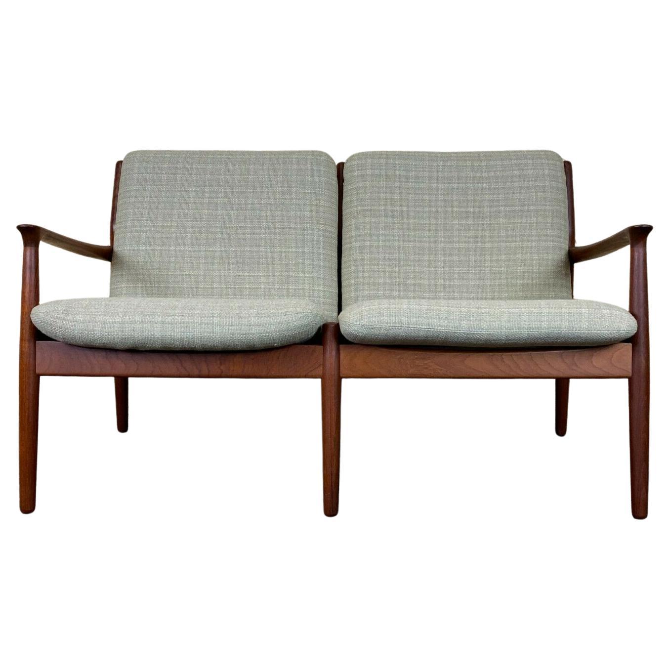 60er 70er Jahre Teakholz Sofa Couch 2er Svend Aage Eriksen für Glostrup Dänisches Design im Angebot