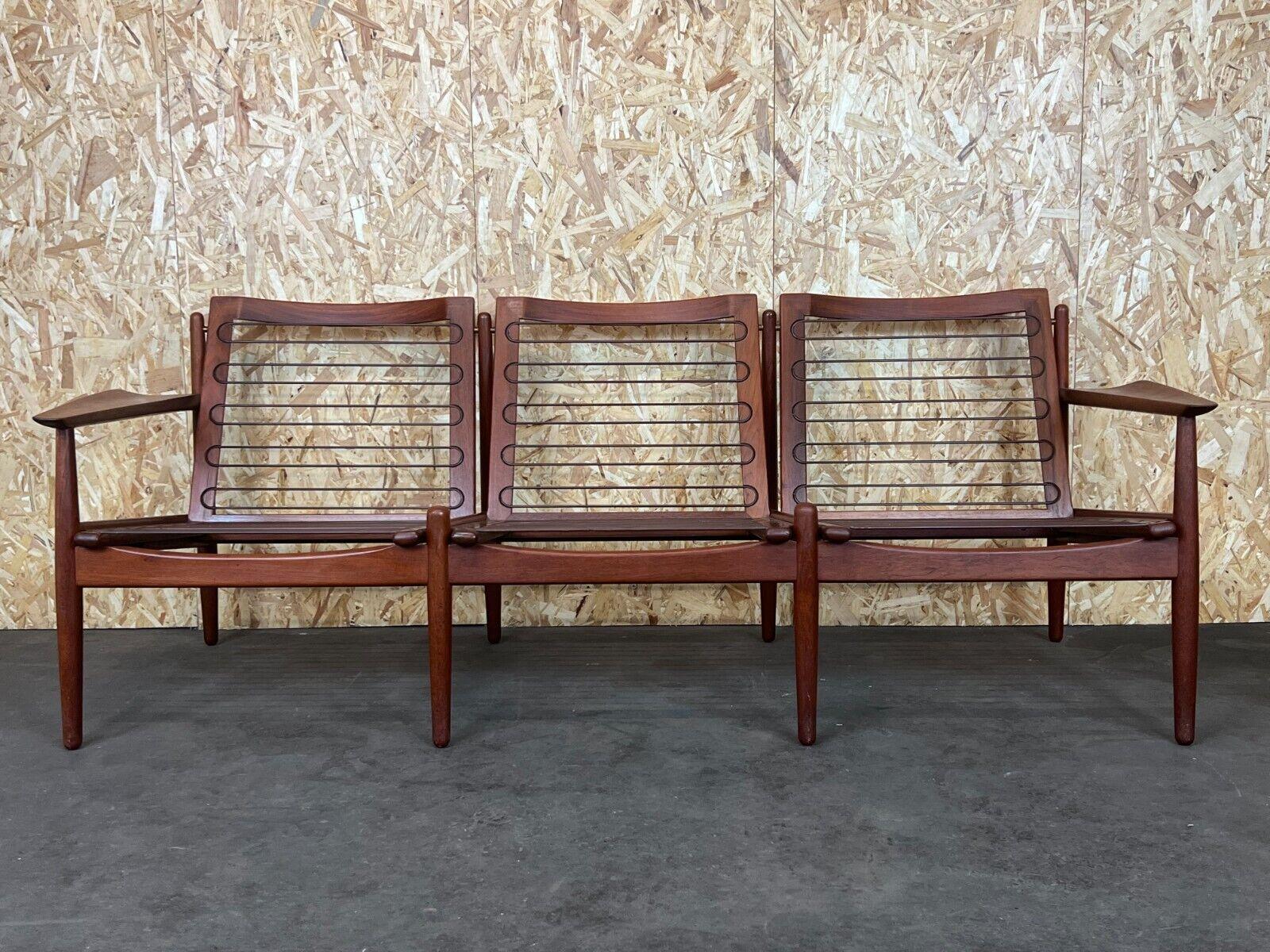 60s 70s teak sofa couch 3-seater Svend Aage Eriksen for Glostrup Danish Design  For Sale 3