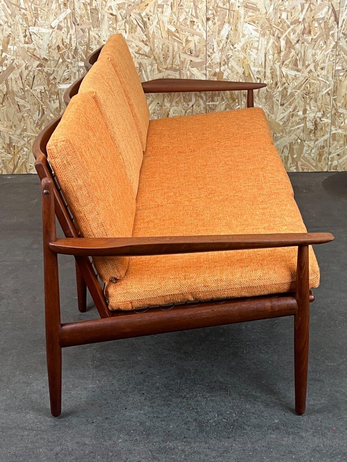 60s 70s teak sofa couch 3-seater Svend Aage Eriksen for Glostrup Danish Design  For Sale 1