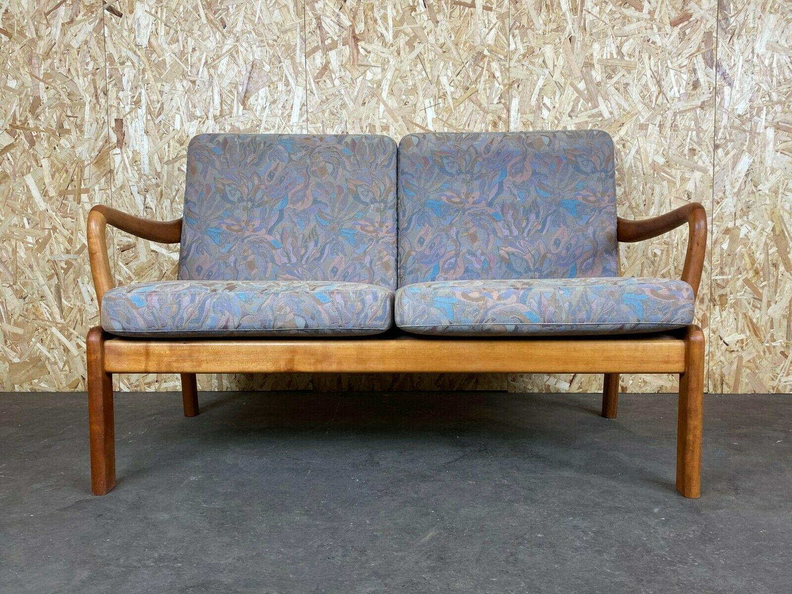 60s 70s teak sofa Couch L. Olsen & Søn Danish Modern Denmark Design 60s

Object: 2-seater sofa

Manufacturer: L. Olsen & Son

Condition: good

Age: around 1960-1970

Dimensions:

131cm x 80cm x 79cm
Seat height = 42cm

Other