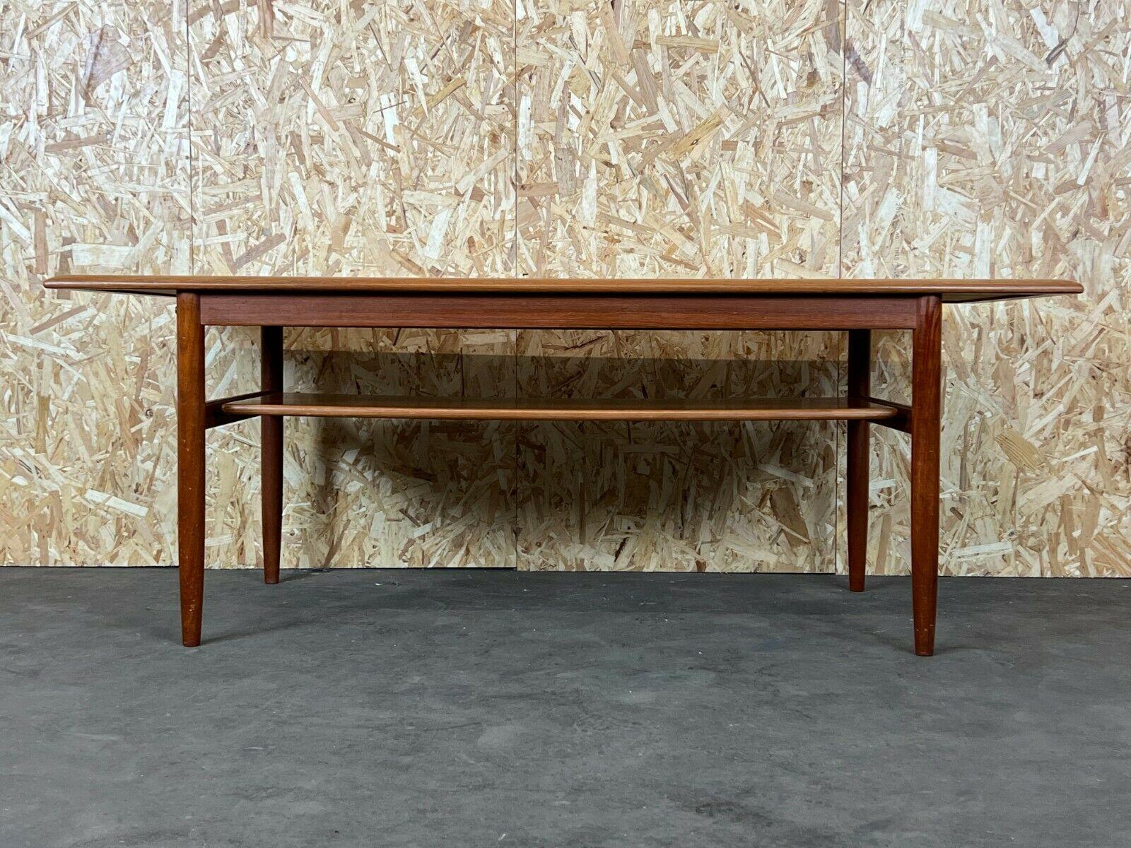 60s 70s Teak Table Coffee Table Danish Modern Design Denmark In Good Condition In Neuenkirchen, NI
