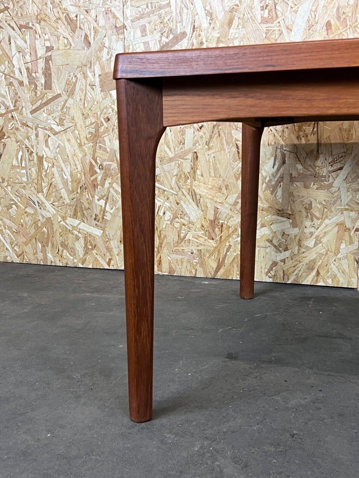 Fin du 20e siècle Table basse table d'appoint en teck design Henning Kjaernulf, années 60/70 en vente