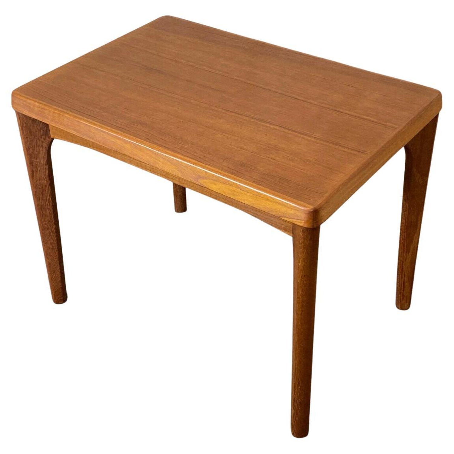 1960s Square Teak Side Coffee Table by Henning Kjaernulf, Denmark For Sale  at 1stDibs