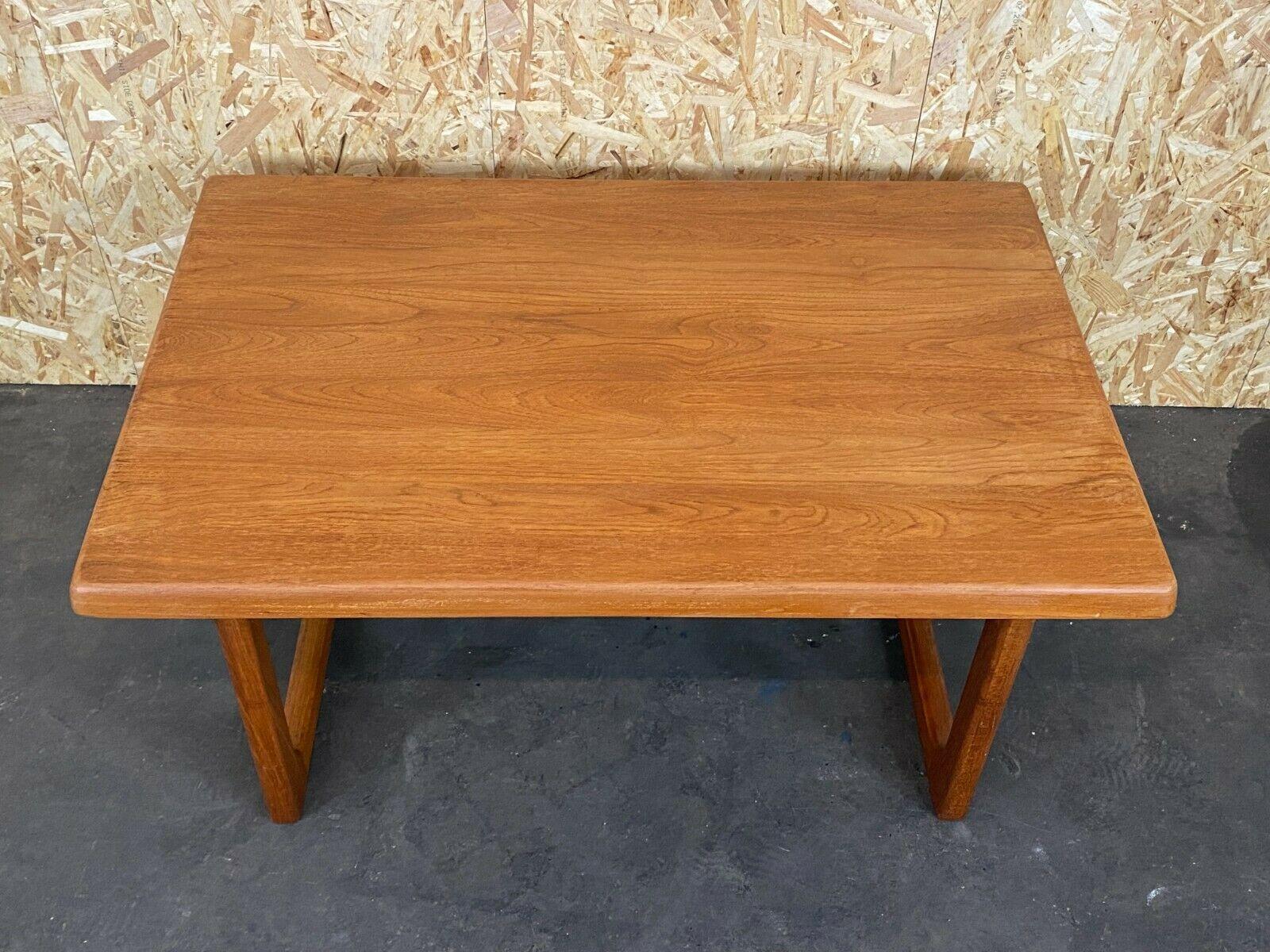 60s 70s Teak Table Side Table Coffee Table Niels Bach Design Denmark In Good Condition For Sale In Neuenkirchen, NI