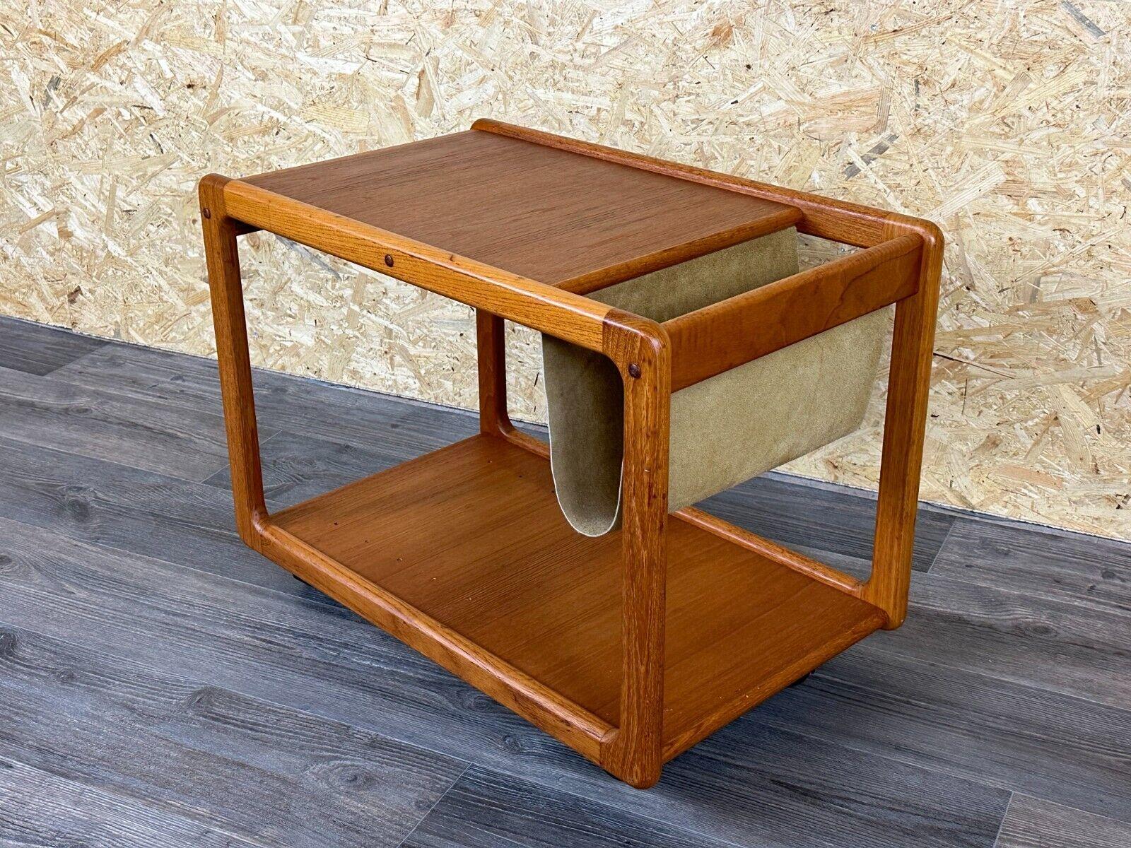 1960s-1970s Teak Table Side Table Newspaper Stand Danish Design, Denmark In Good Condition For Sale In Neuenkirchen, NI