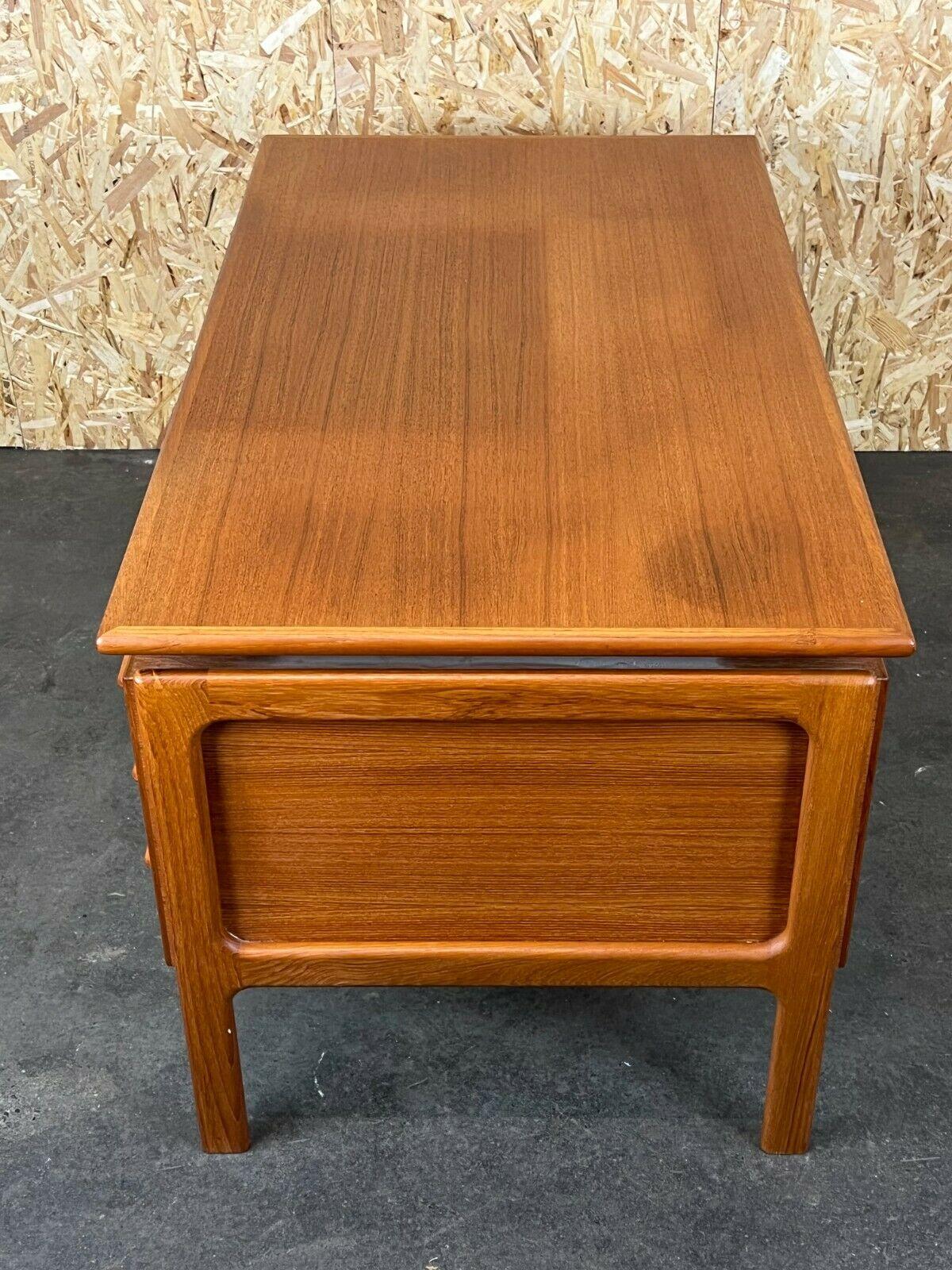 60s 70s Teak Writing Desk by GV Gaasvig for GV Møbler  For Sale 3