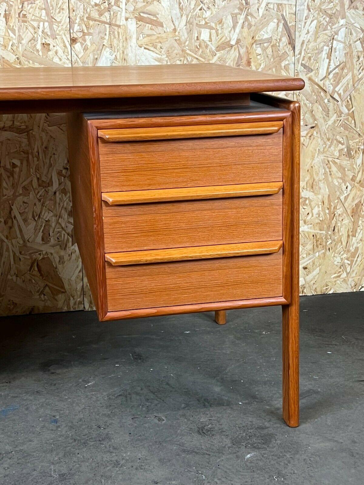 Scrivania in teak anni '60-'70 di GV Gaasvig per GV Møbler In condizioni buone in vendita a Neuenkirchen, NI