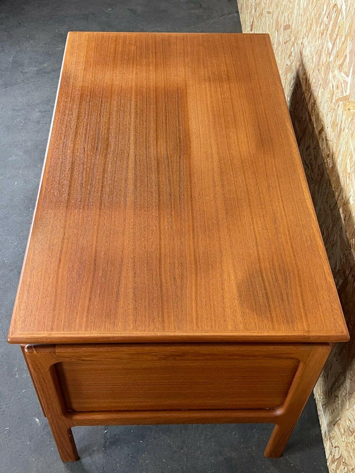 60s 70s Teak Writing Desk by GV Gaasvig for GV Møbler  For Sale 1