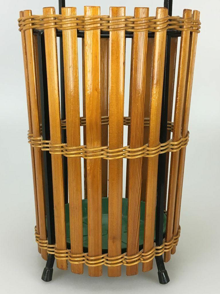 Porte-parapluies en bois et métal design mi-siècle moderne, années 60 70 en vente 1