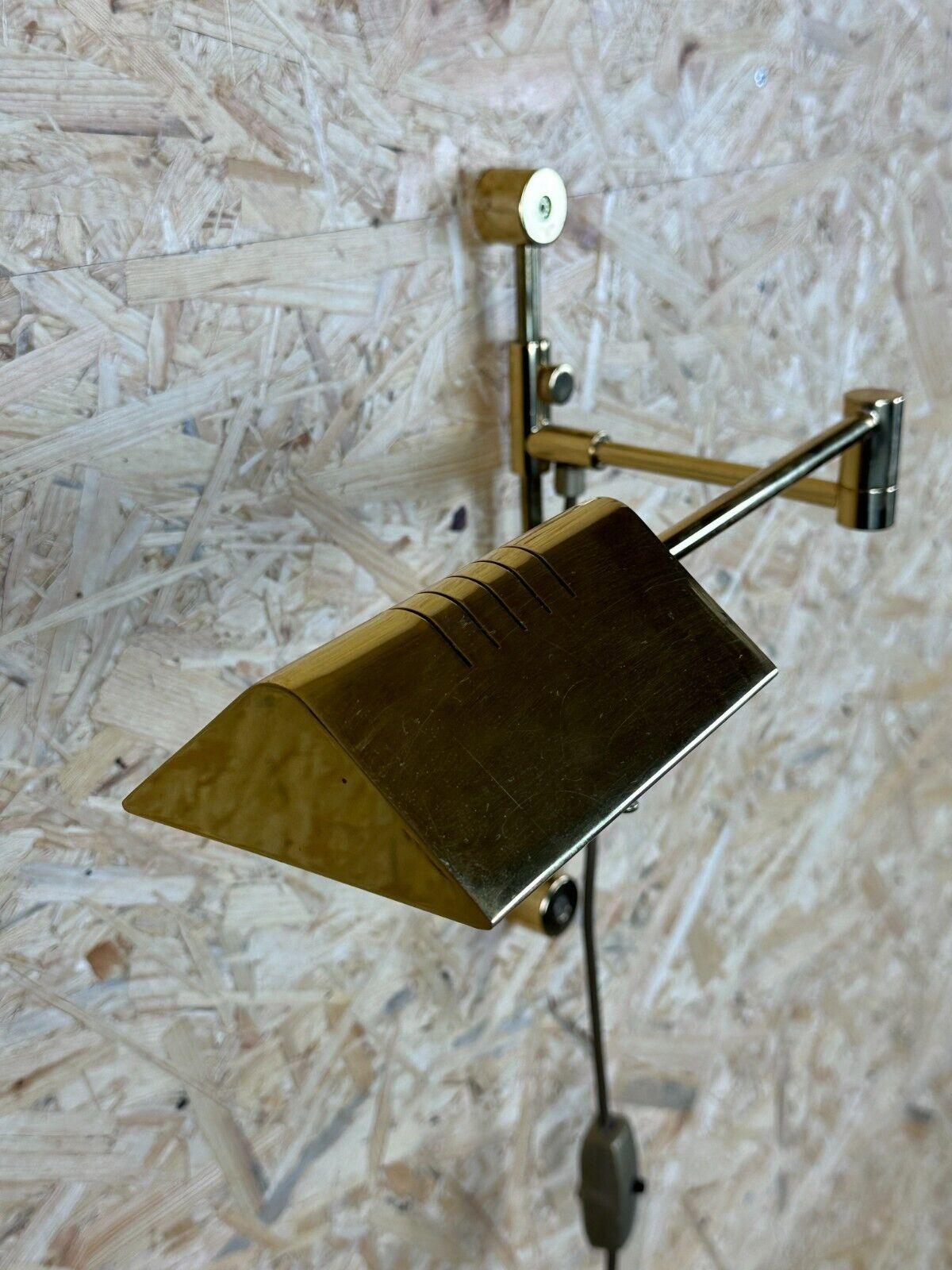 60er 70er Jahre Wandleuchte, gegliederte Lampe, Messing, Relco, Made in Italy Design (Metall)