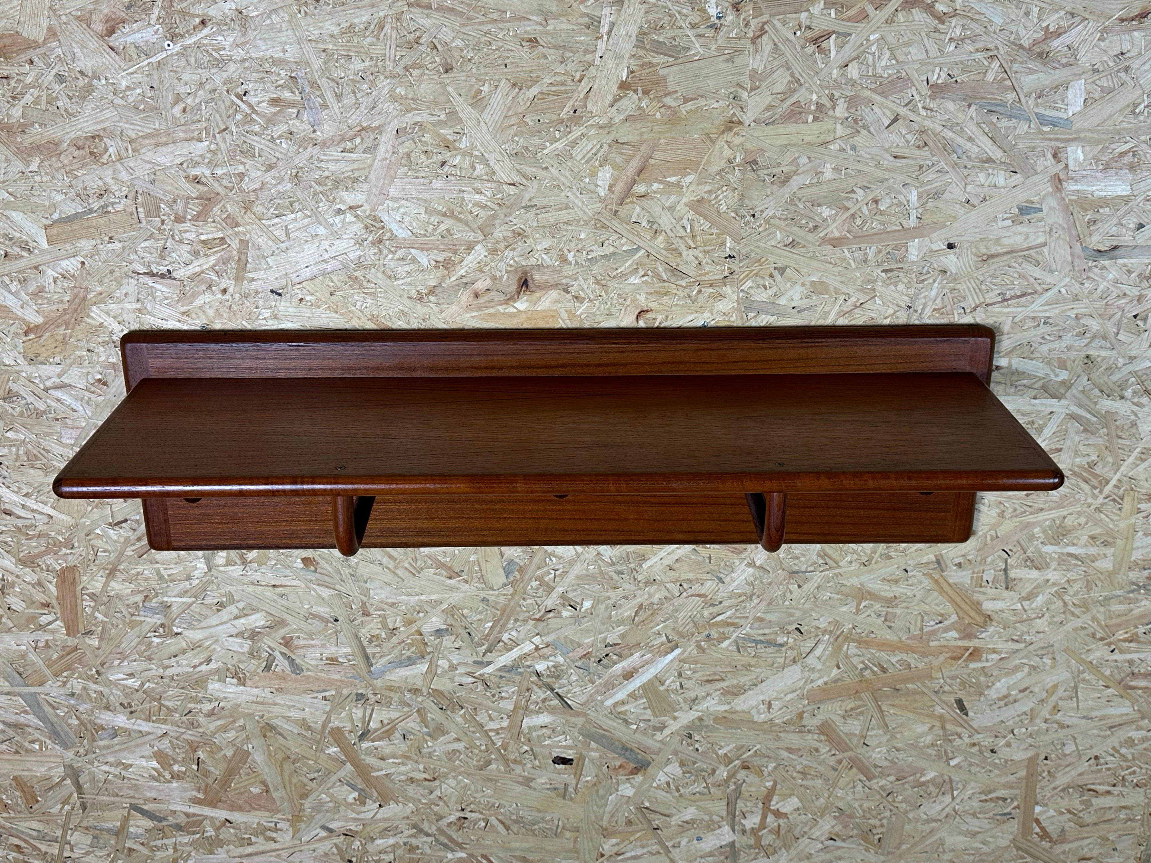 Metà XX secolo Armadio a muro anni '60-'70 in teak di Vildbjerg Møbelfabrik Danimarca in vendita