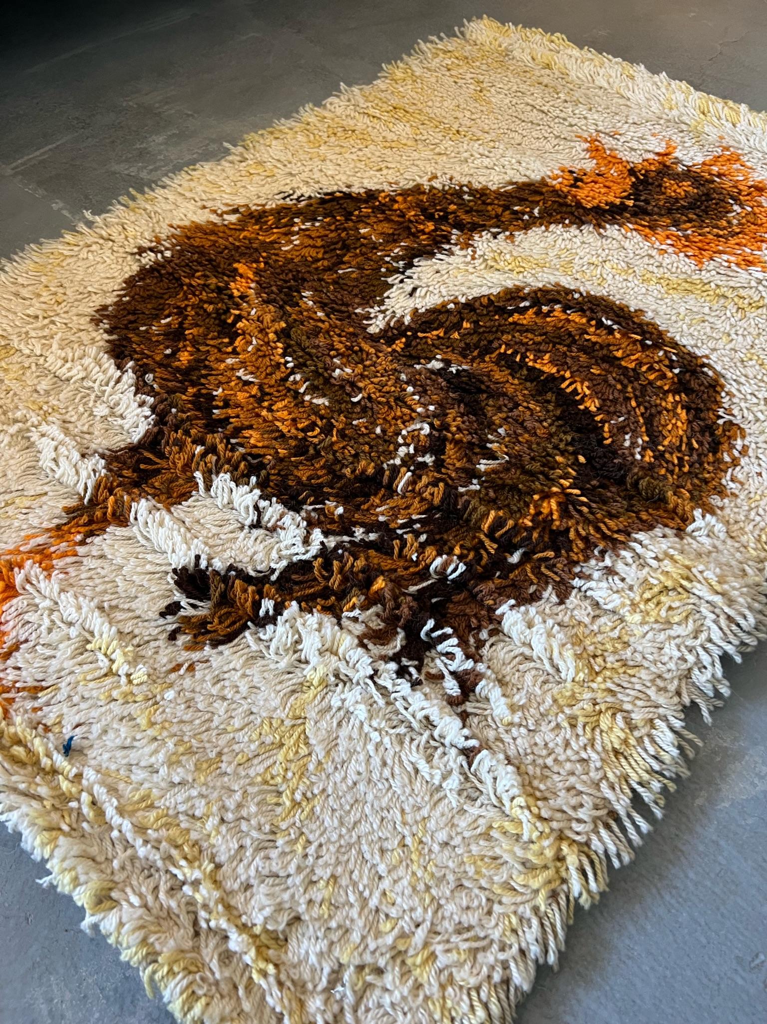 Tappeto AIDA Gallo di lana degli anni '60, inutilizzato, metà del secolo scorso, giallo crema, moderno. in vendita 1