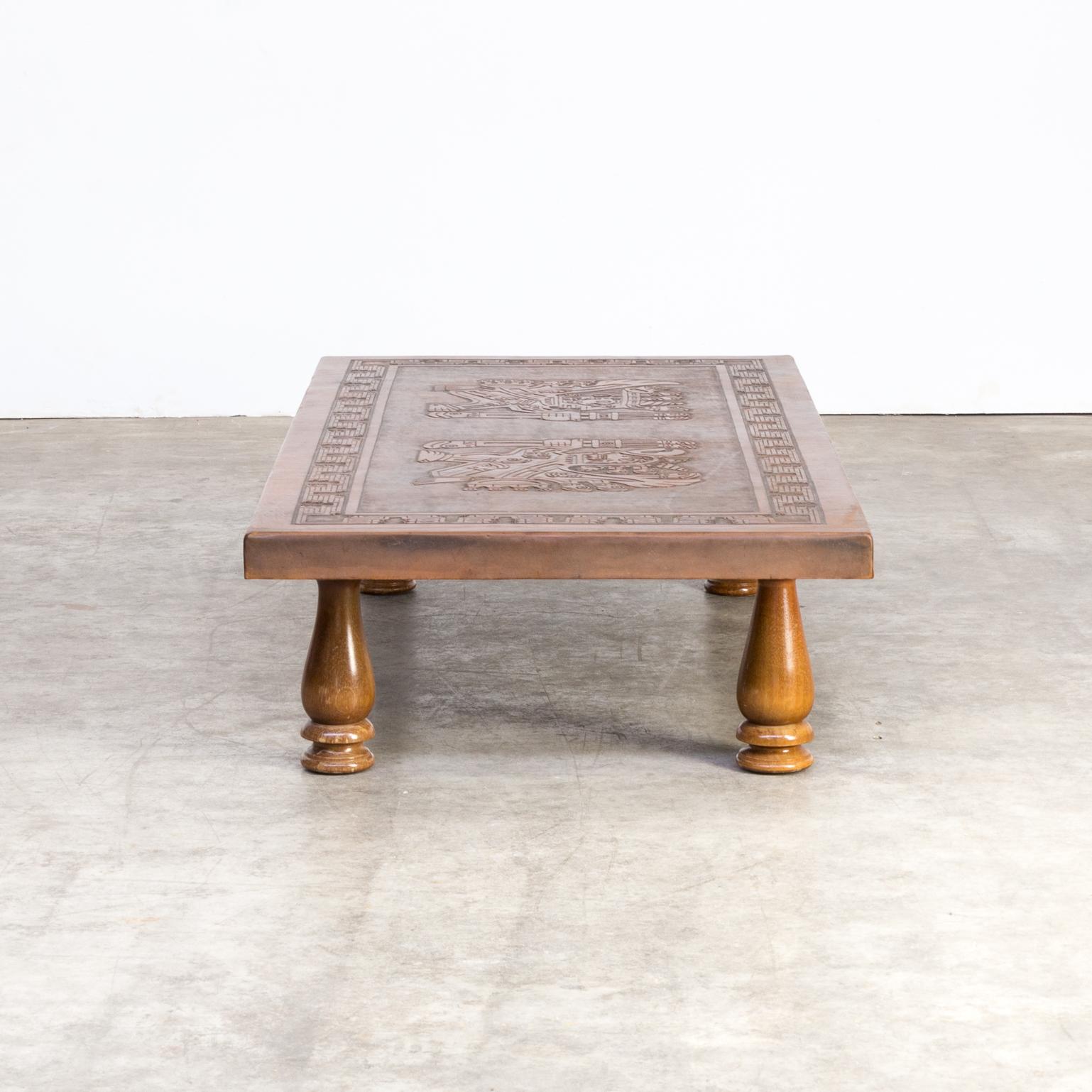 1960er Jahre Angel Pazmino Couchtisch aus Leder für Muebles de Estilo. Guter Zustand, alters- und gebrauchsentsprechend, kleine Gebrauchsspuren.