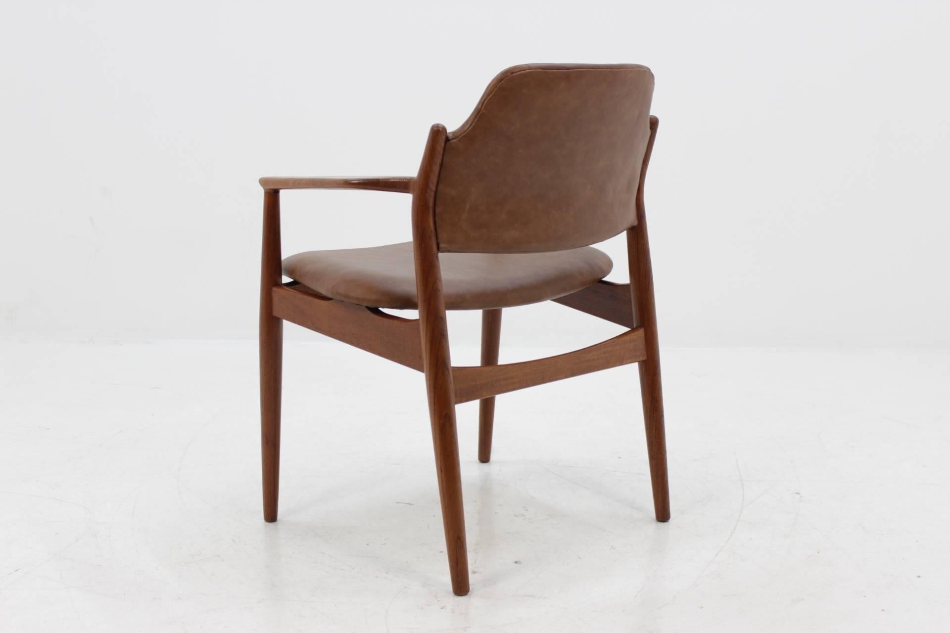 Mid-20th Century 1960s Arne Vodder Danish Teak Armchair