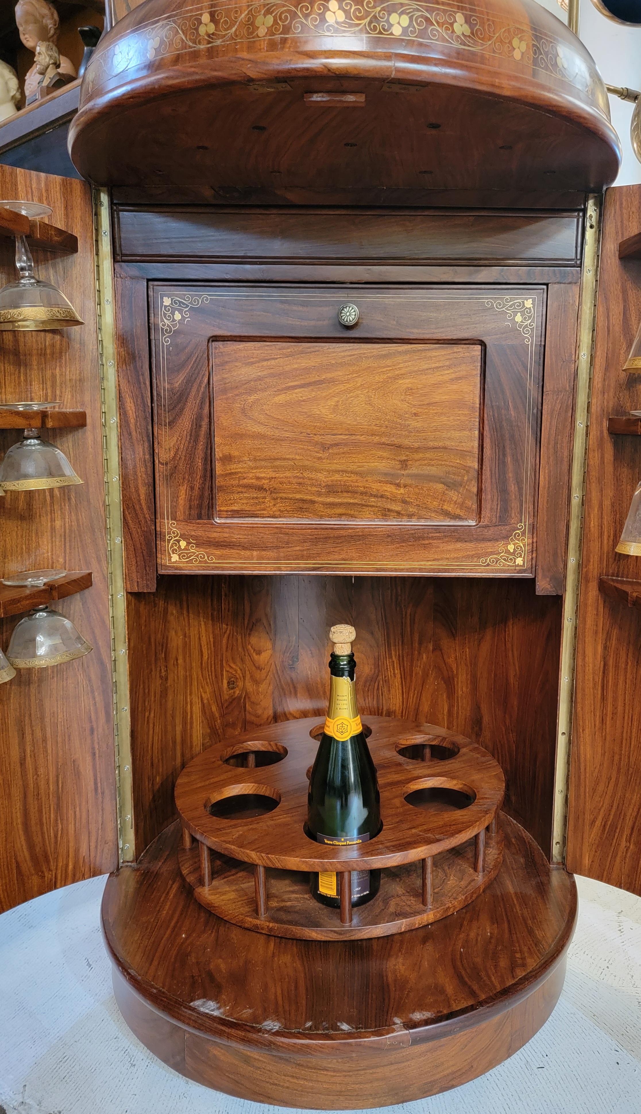 60s Bar Aldo Tura Style Mahogany Bar With Brass Inlay In Good Condition In Pasadena, CA