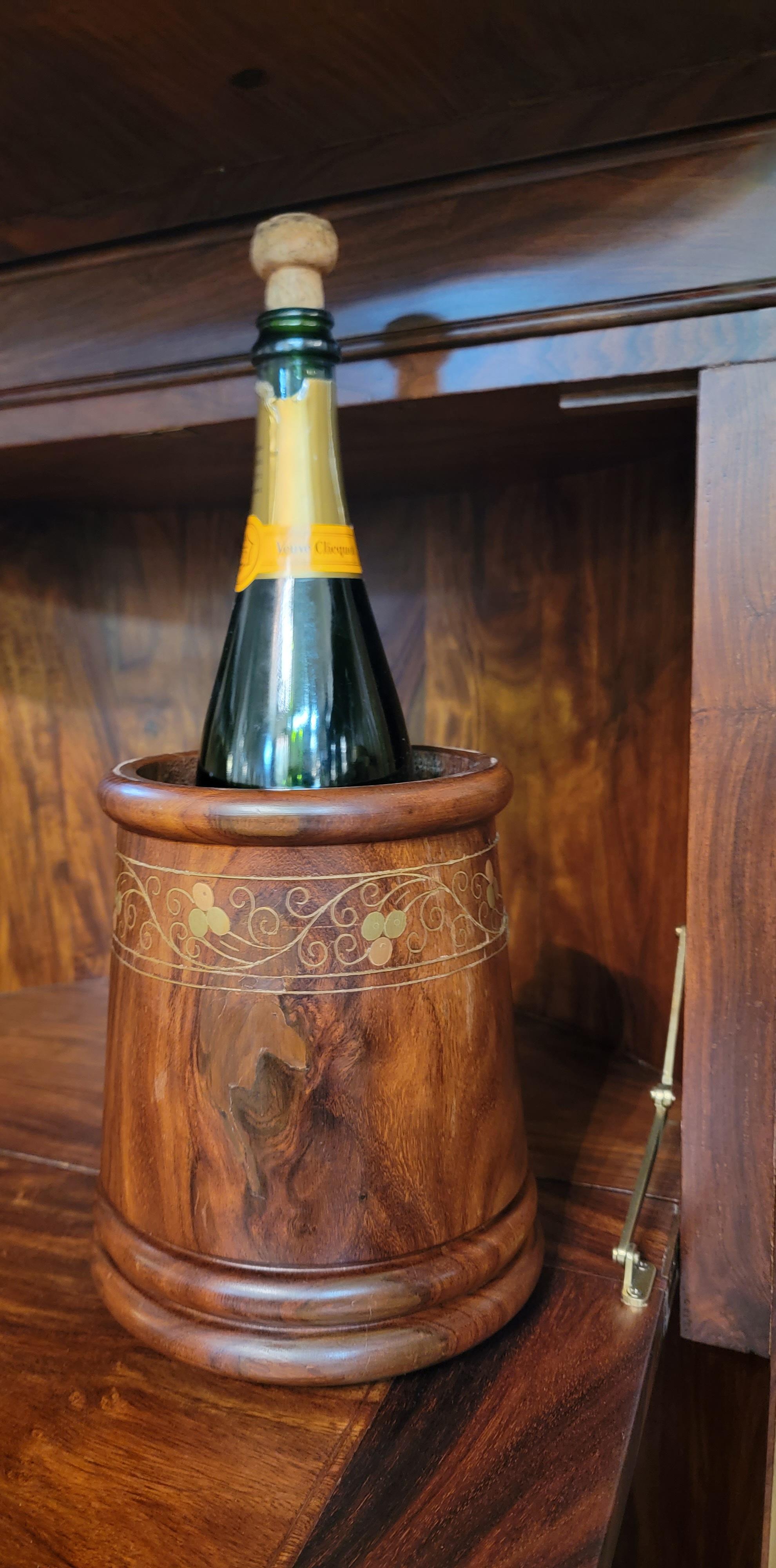 Mid-20th Century 60s Bar Aldo Tura Style Mahogany Bar With Brass Inlay