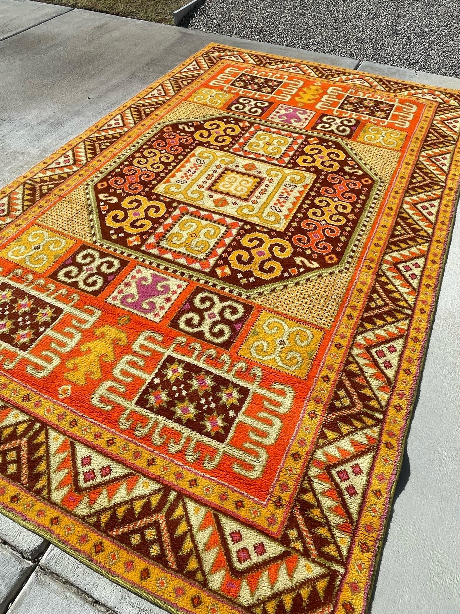 Tapis Rya caucasien Channik Kazak moderne mi-siècle des années 60 Excellent état - En vente à Los Angeles, CA