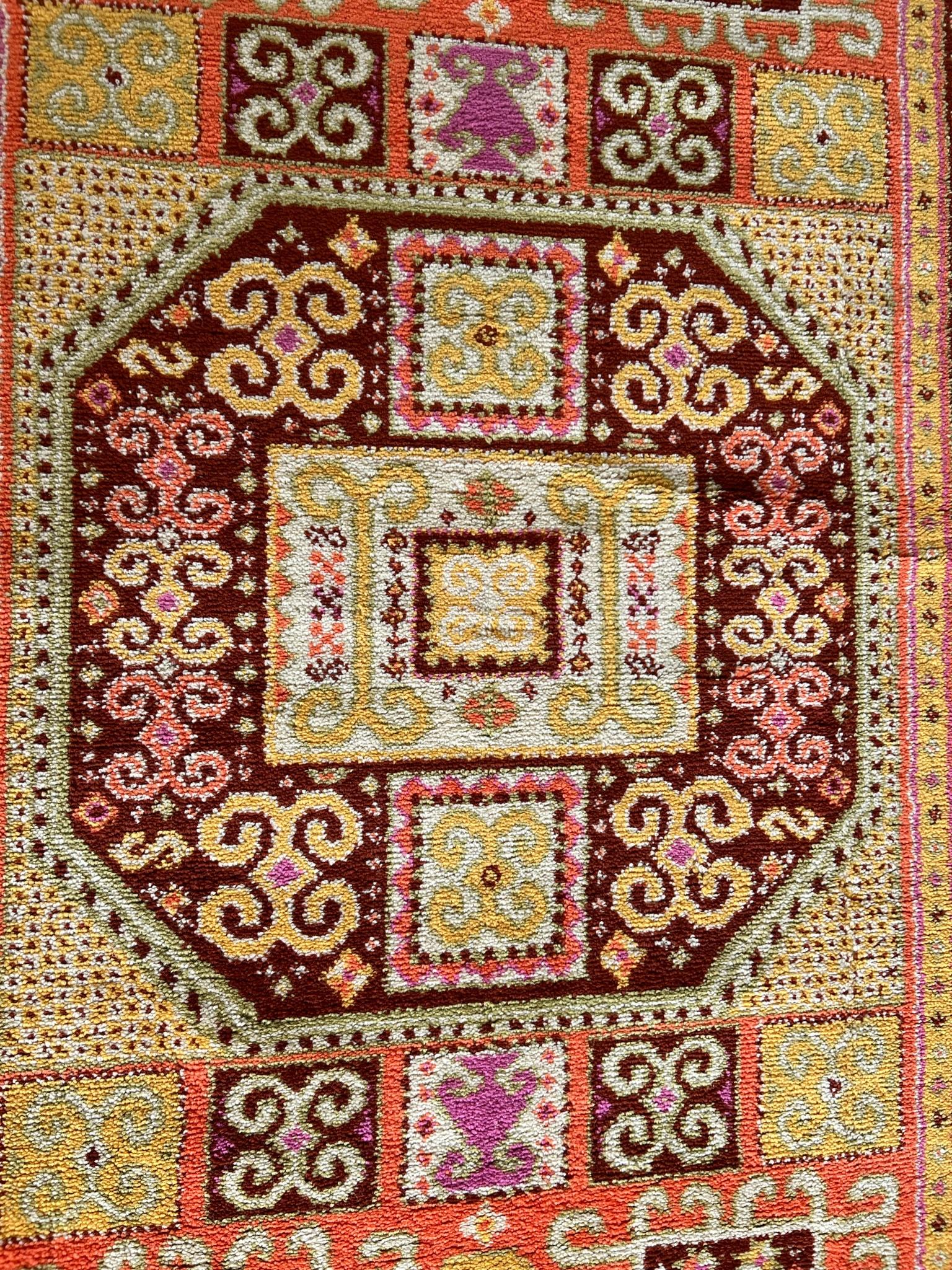 60s CASPIAN Octagon Loop Pile Wool UNUSED Mid Century Modern Caucasian Kazak Rug For Sale 8