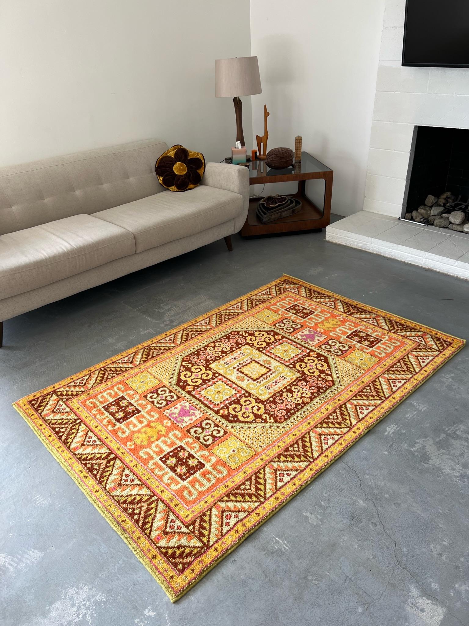British 60s CASPIAN Octagon Loop Pile Wool UNUSED Mid Century Modern Caucasian Kazak Rug For Sale