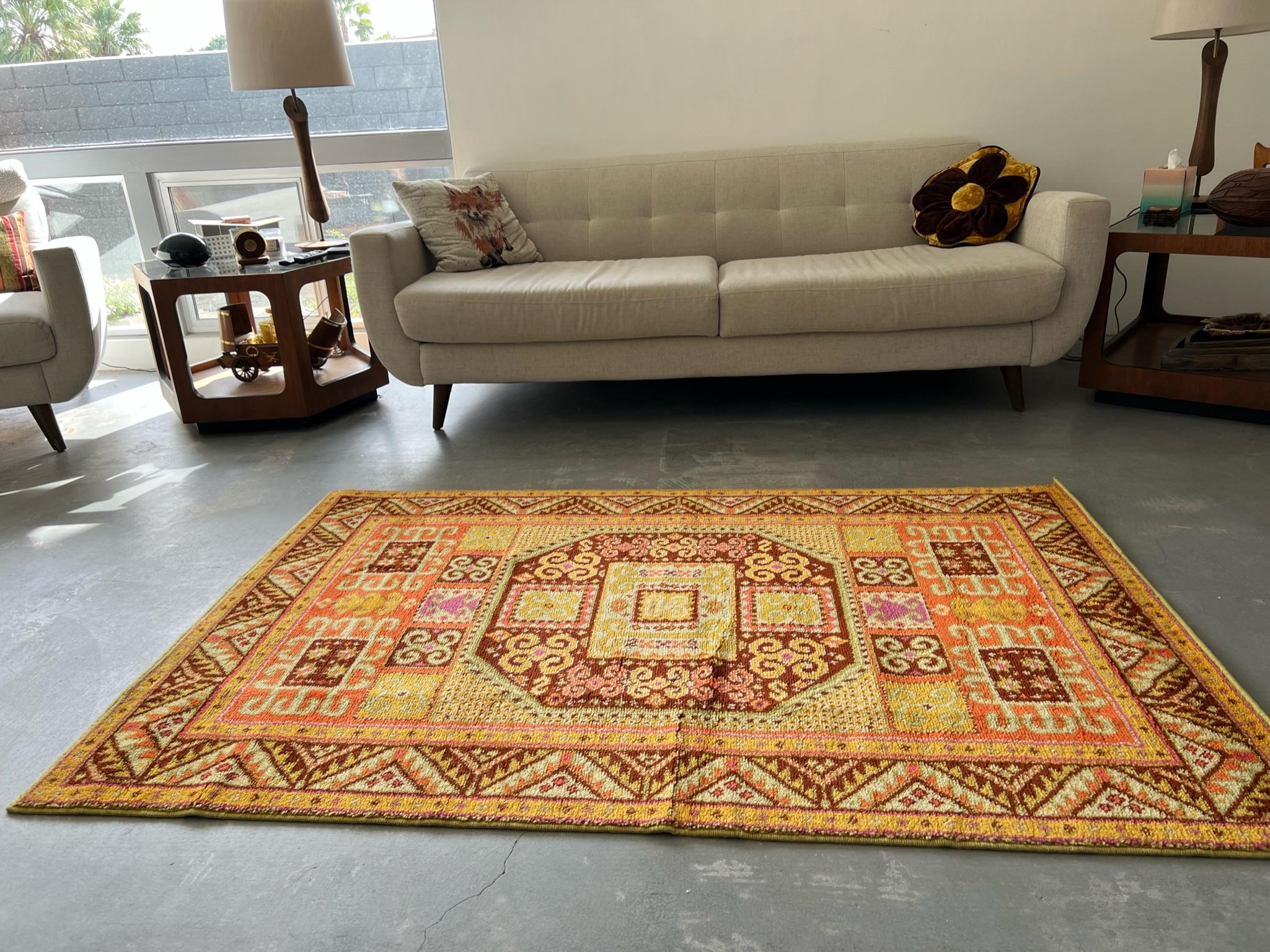 60s CASPIAN Octagon Loop Pile Wool UNUSED Mid Century Modern Caucasian Kazak Rug For Sale 1