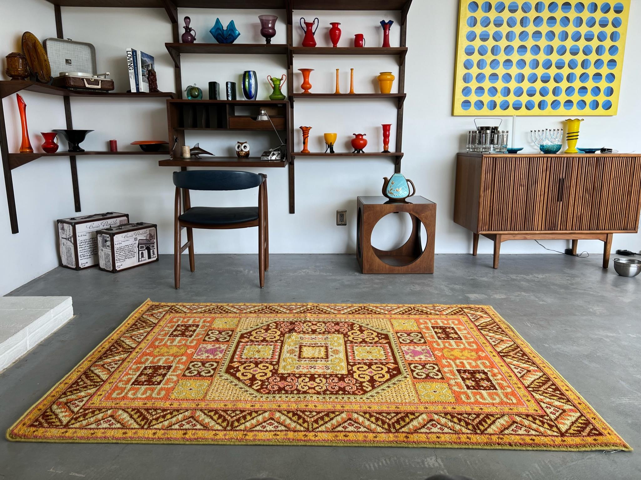 60s CASPIAN Octagon Loop Pile Wool UNUSED Mid Century Modern Caucasian Kazak Rug For Sale 3
