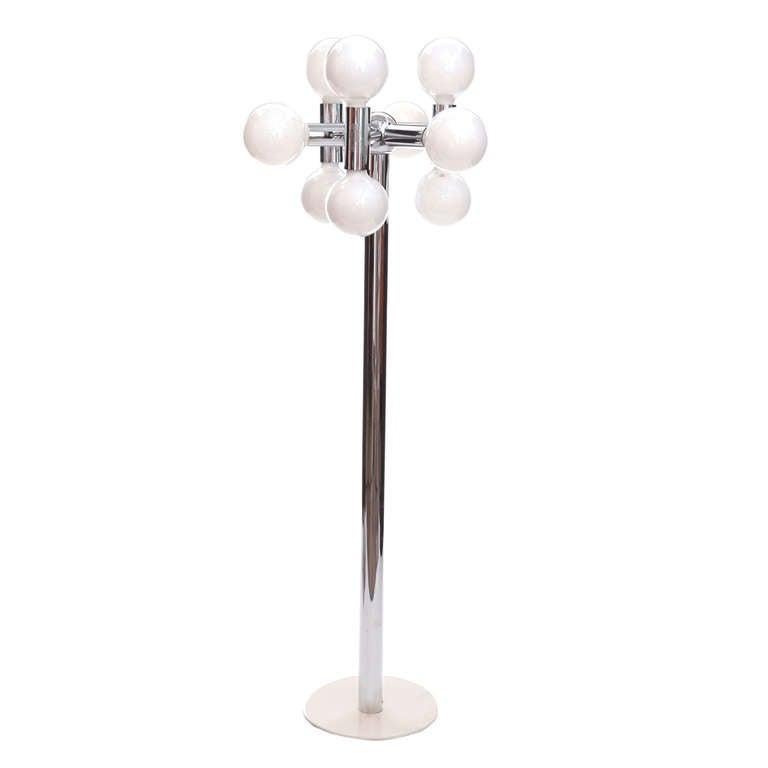 Suisse Lampadaire en chrome et verre des années 1960 par Robert Haussmann