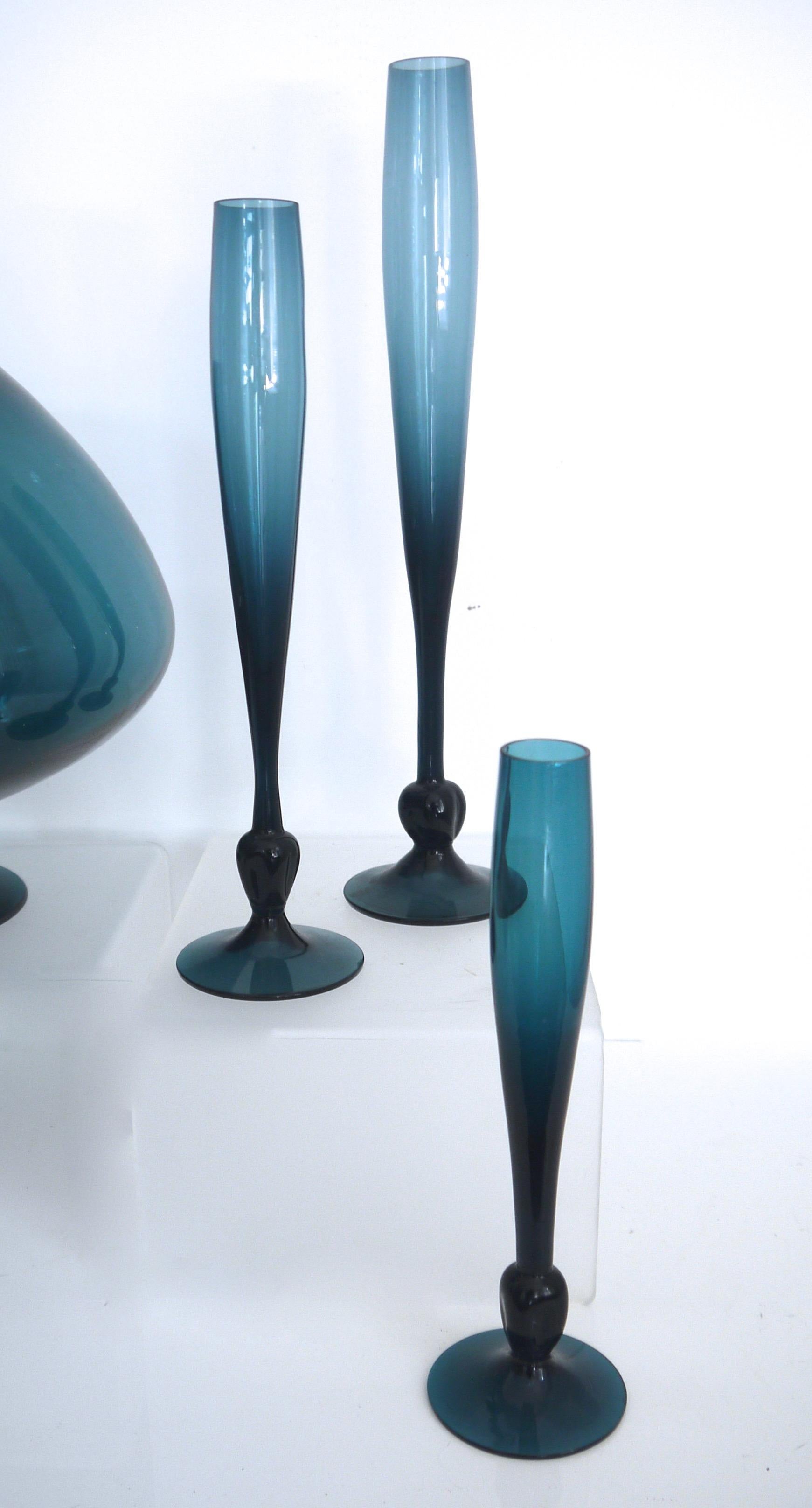 Vintage Lindshammer vases designed by Gunnar Anderson early 1960s Three ‘bud vases’ from Whitefriars

 Whitefriars Ref: 9835 30cms/24cms/18cms in height.

The ‘brandy/ballon’ design is rare at this size. The other is a Classic Scandinavian